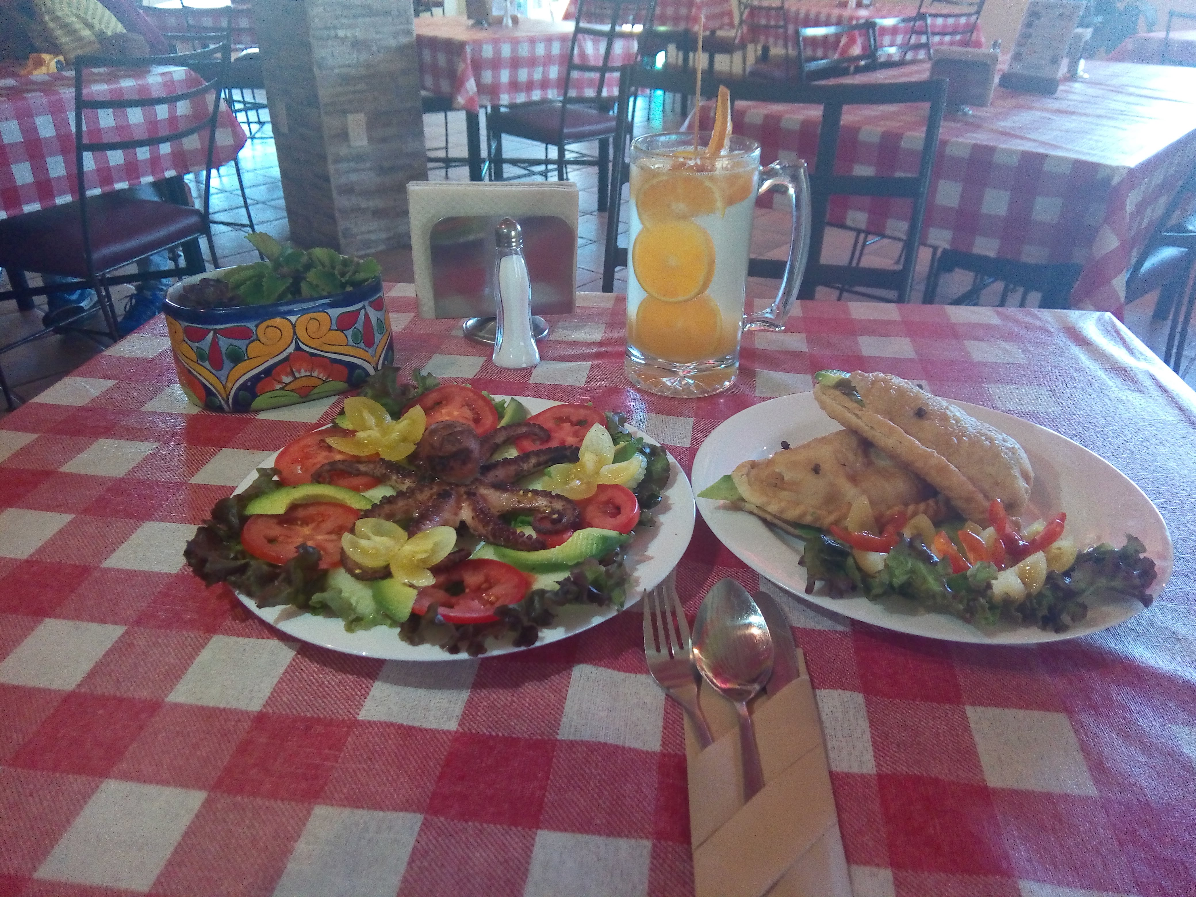 Azcatlmolli Restaurante image 4