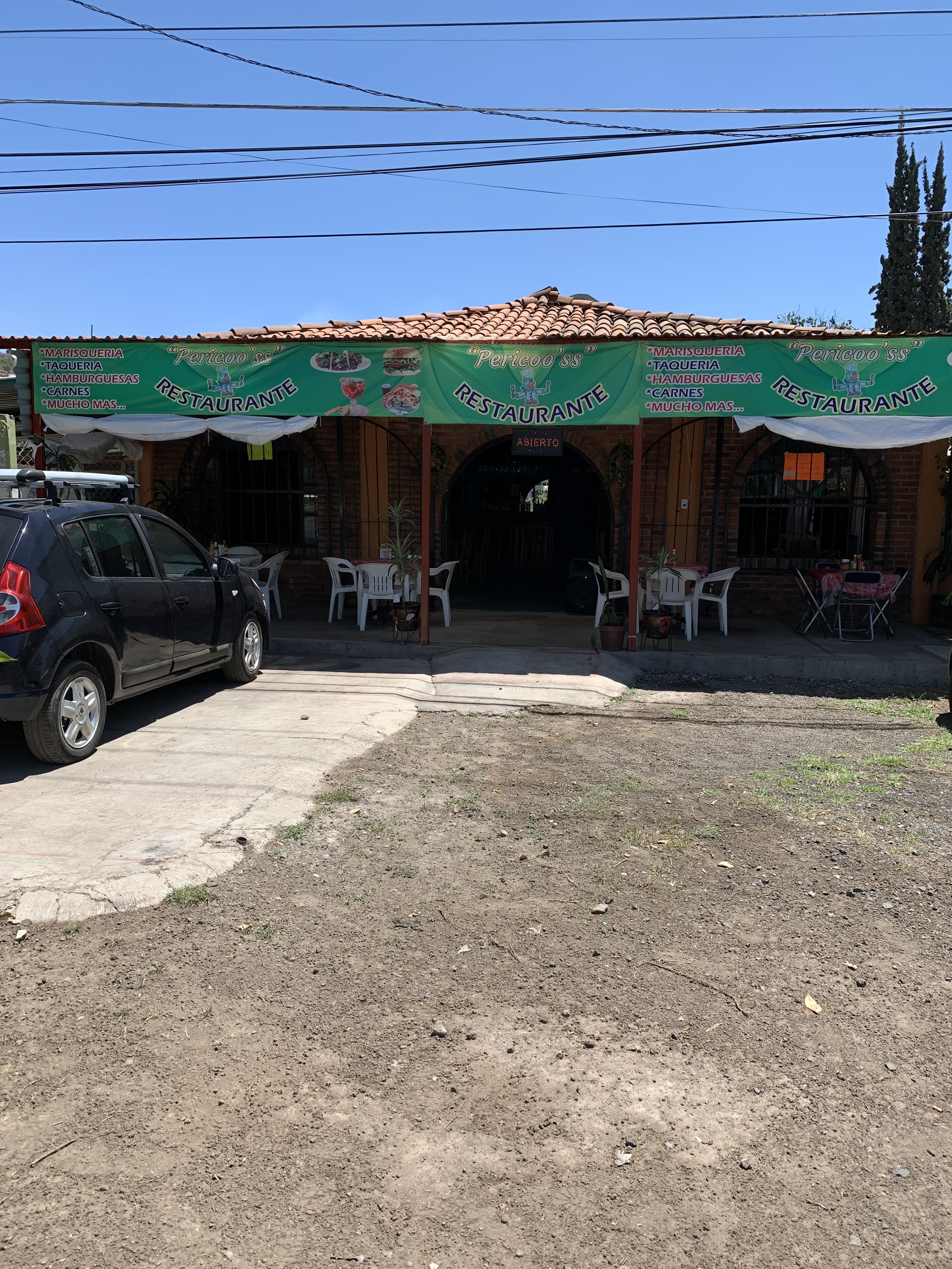 Pericoo’ss restaurante image 4