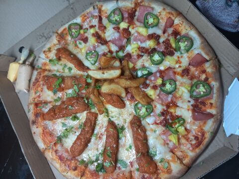 Pizzamania image 6
