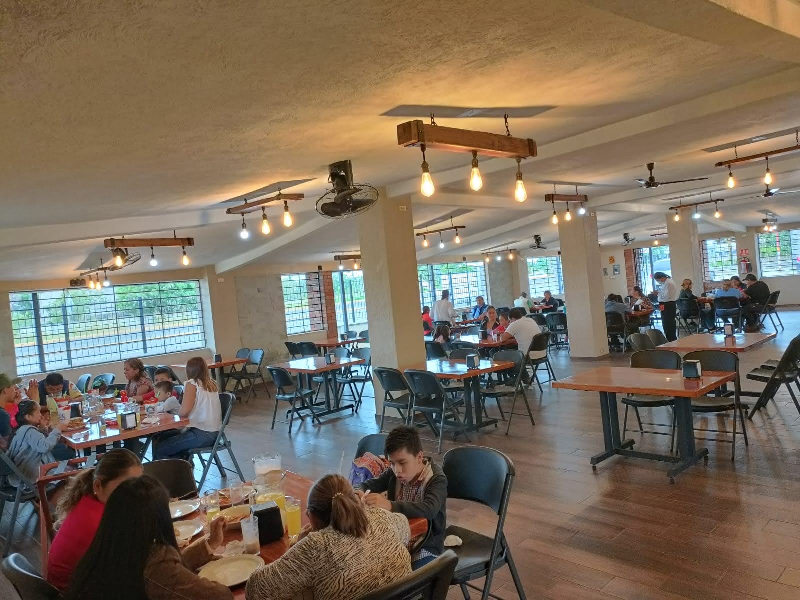 Salón de Eventos "El Jardín" image 5