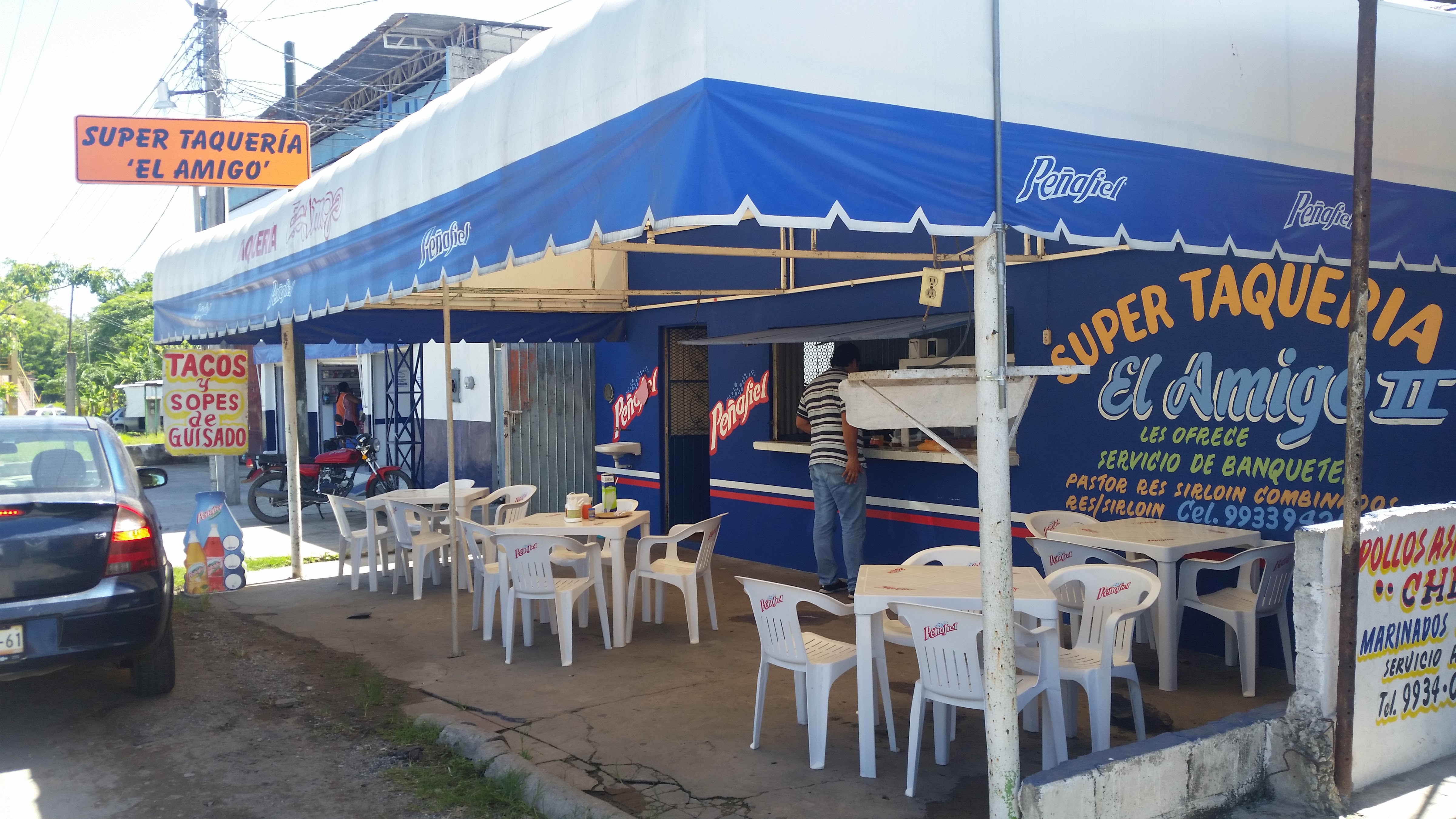 Super Taquería El Amigo II image 1