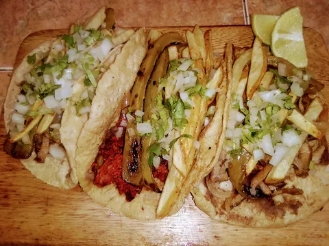 El RINCONCITO CHILANGO ..antojitos image 1
