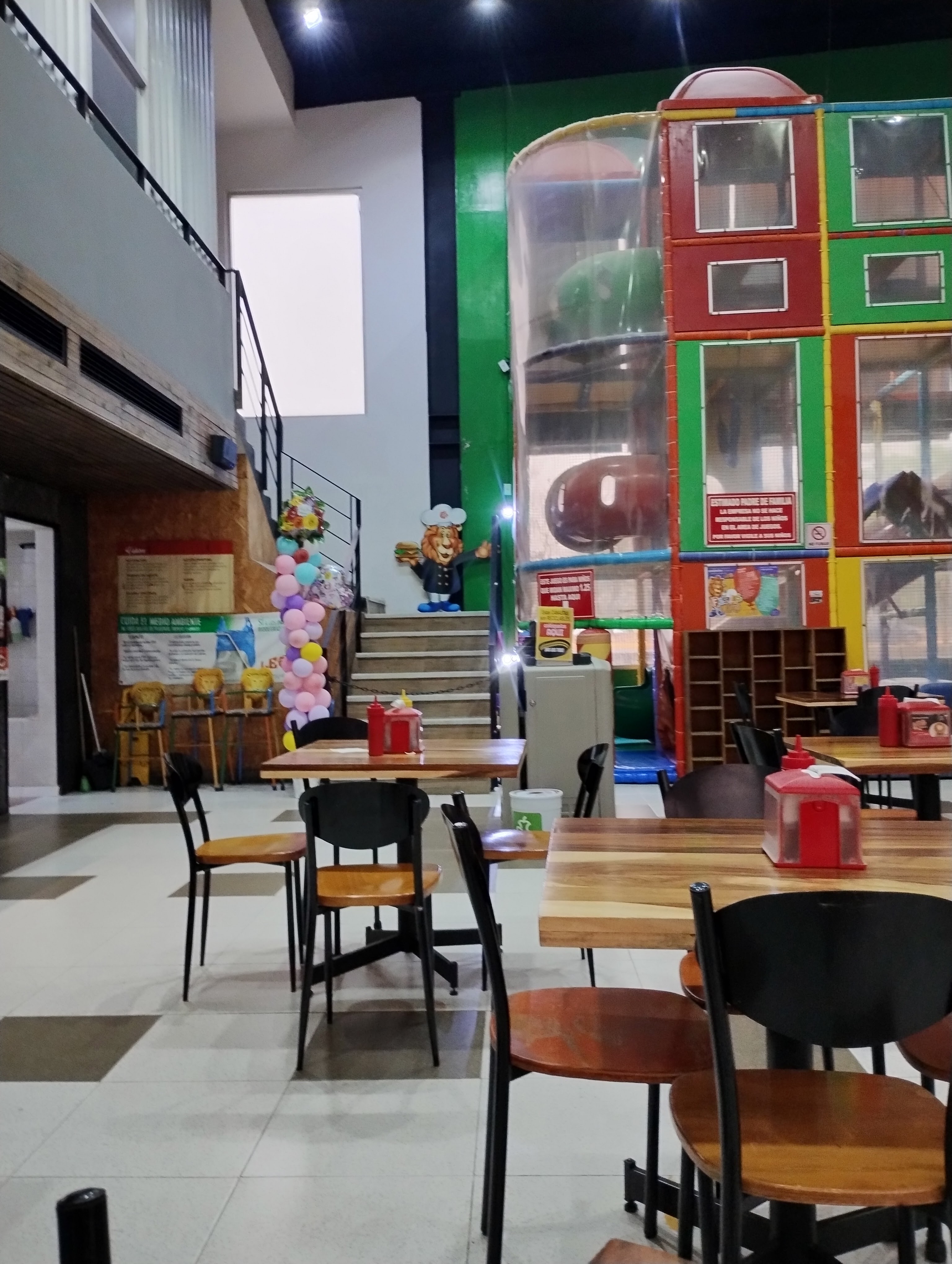 Leo Restaurante Sendero image 3