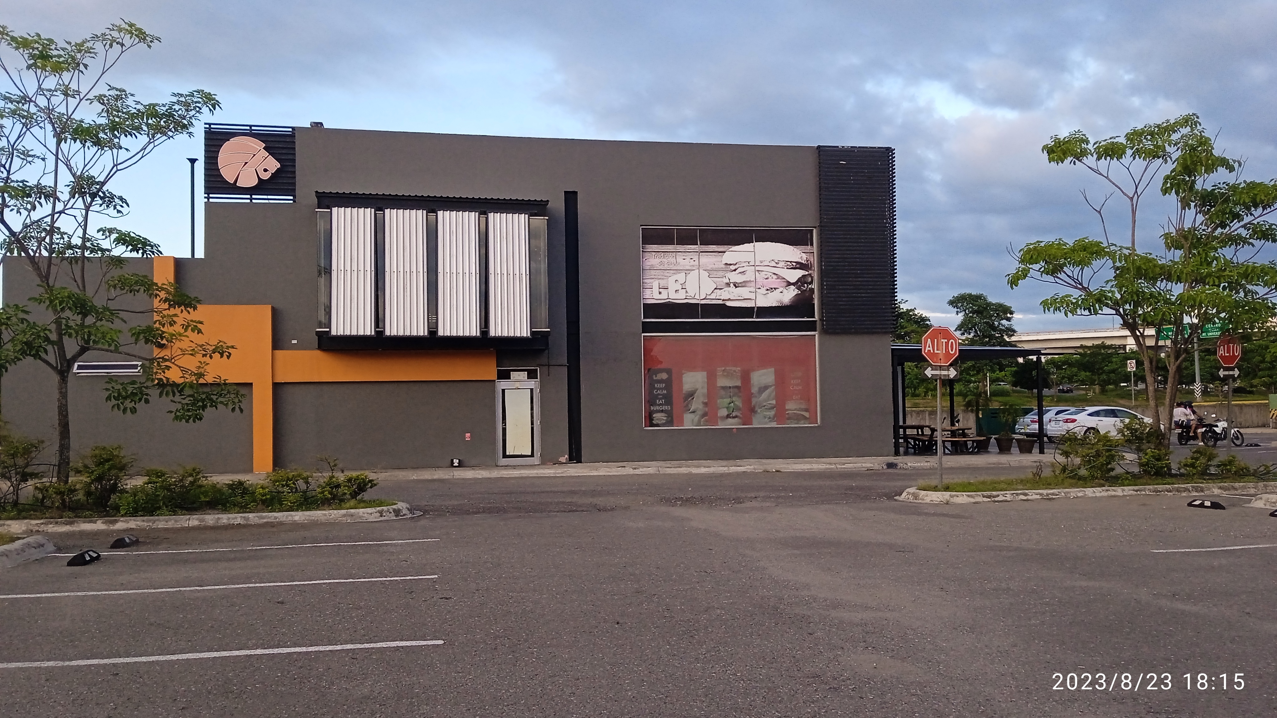 Leo Restaurante Sendero image 5