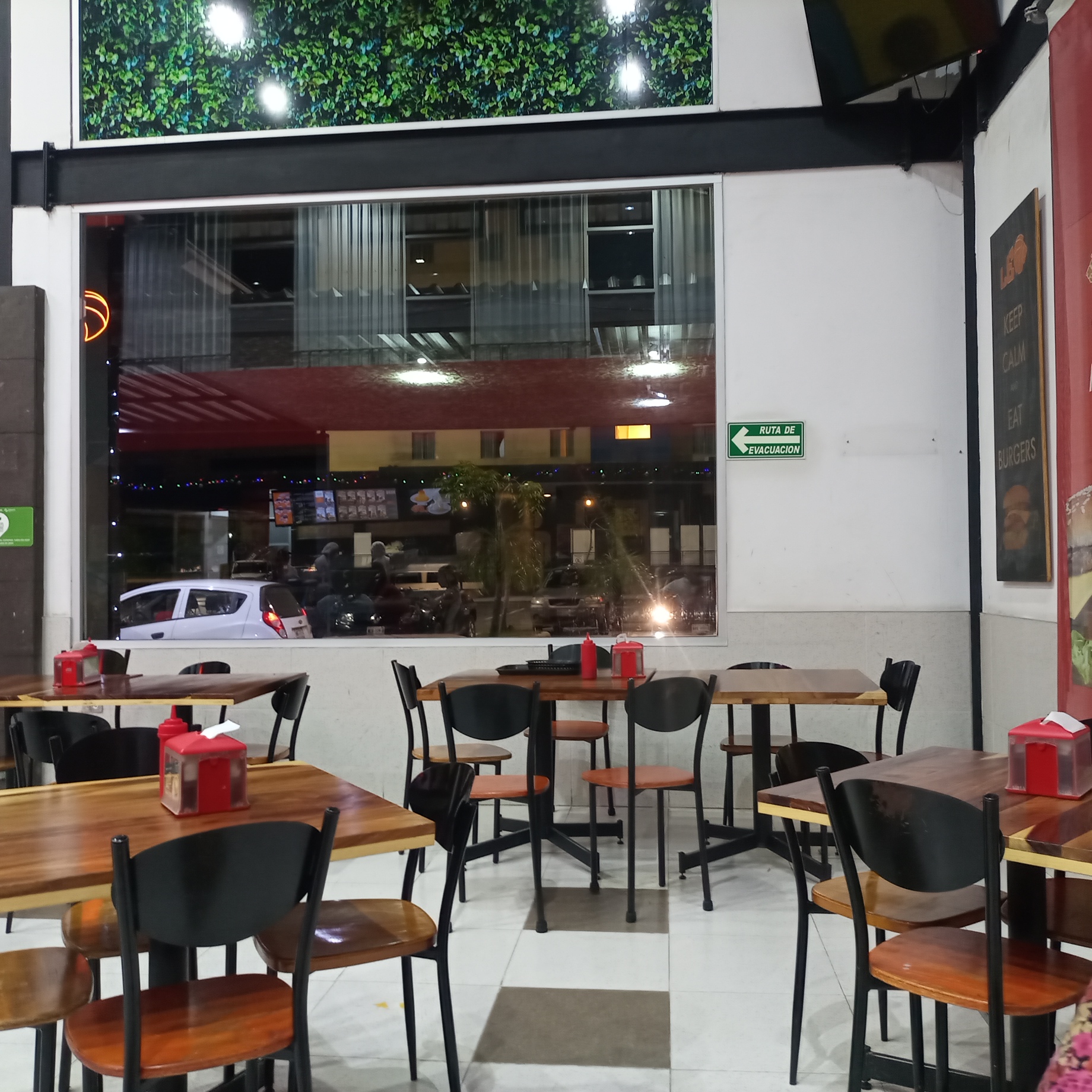 Leo Restaurante Sendero image 6