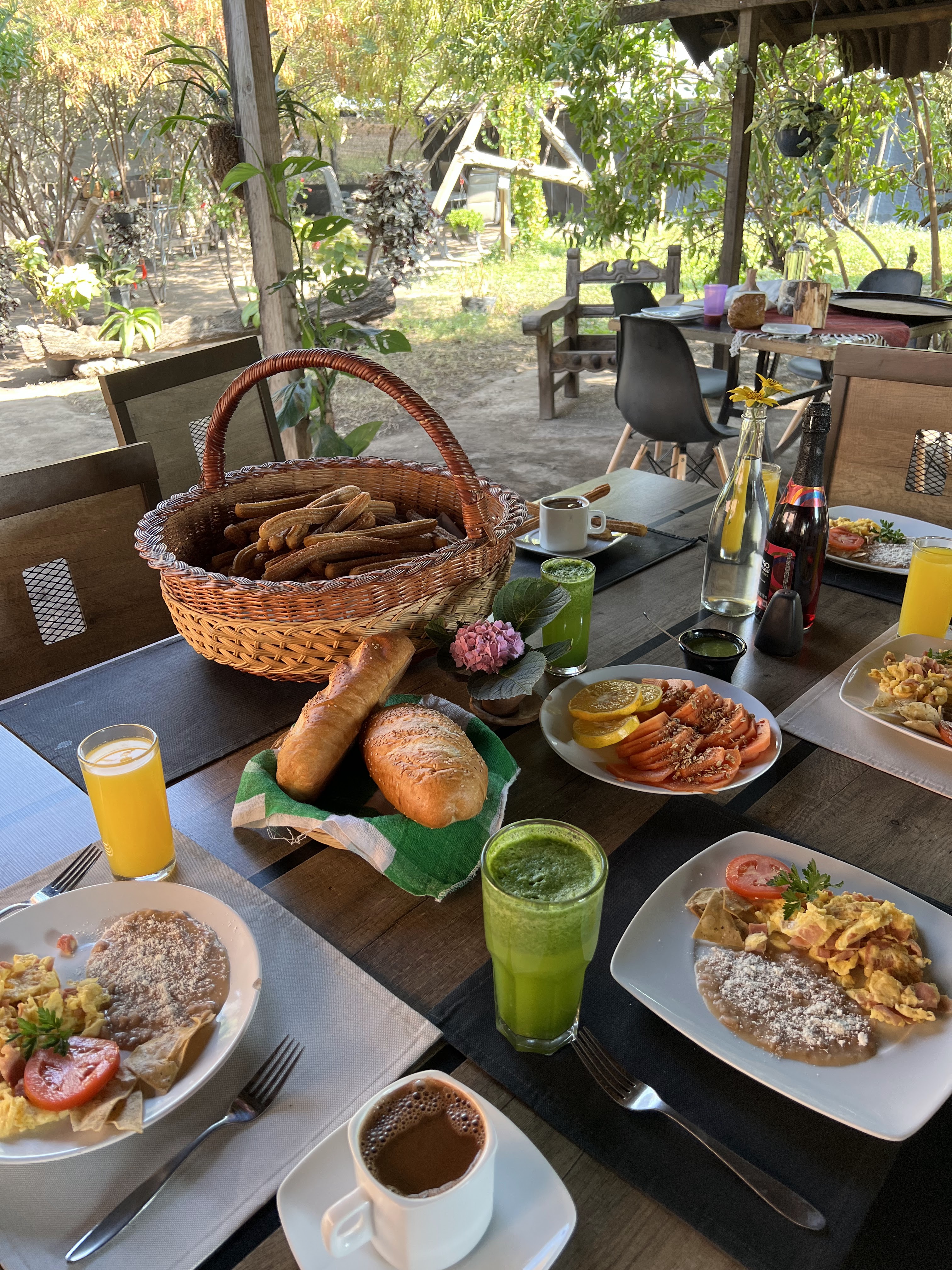 FLOR Y MIEL Restaurante image 2