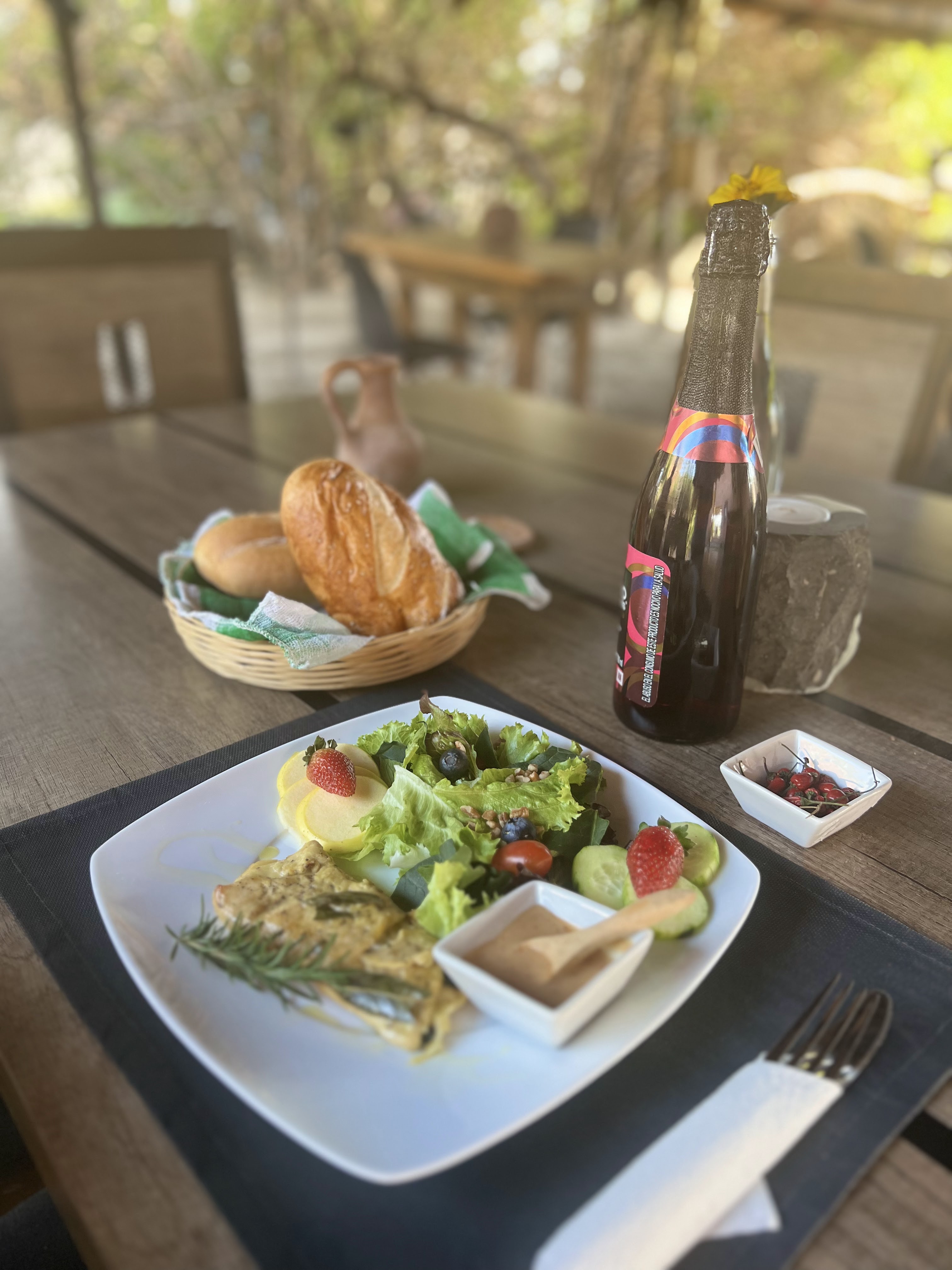 FLOR Y MIEL Restaurante image 6