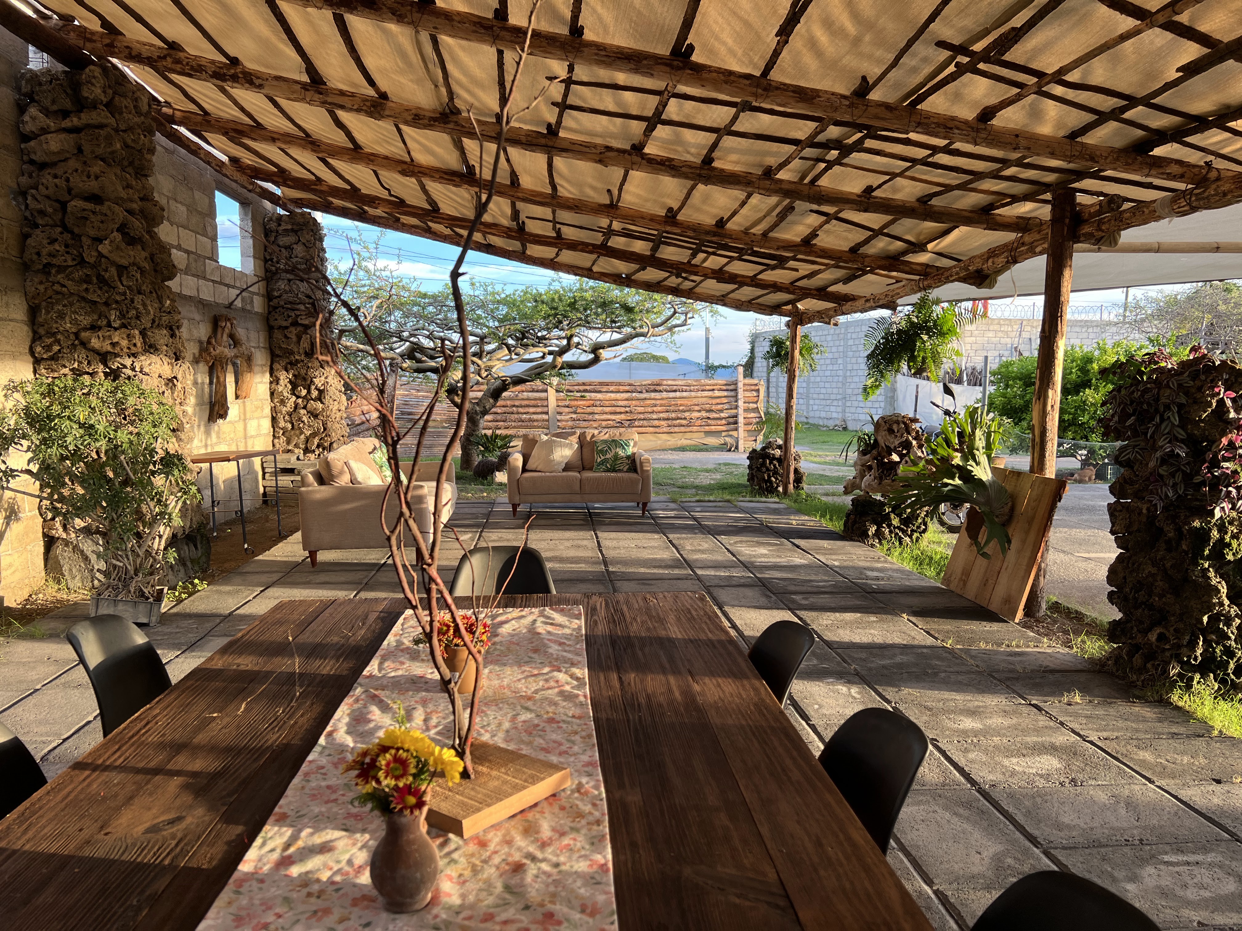 FLOR Y MIEL Restaurante image 8