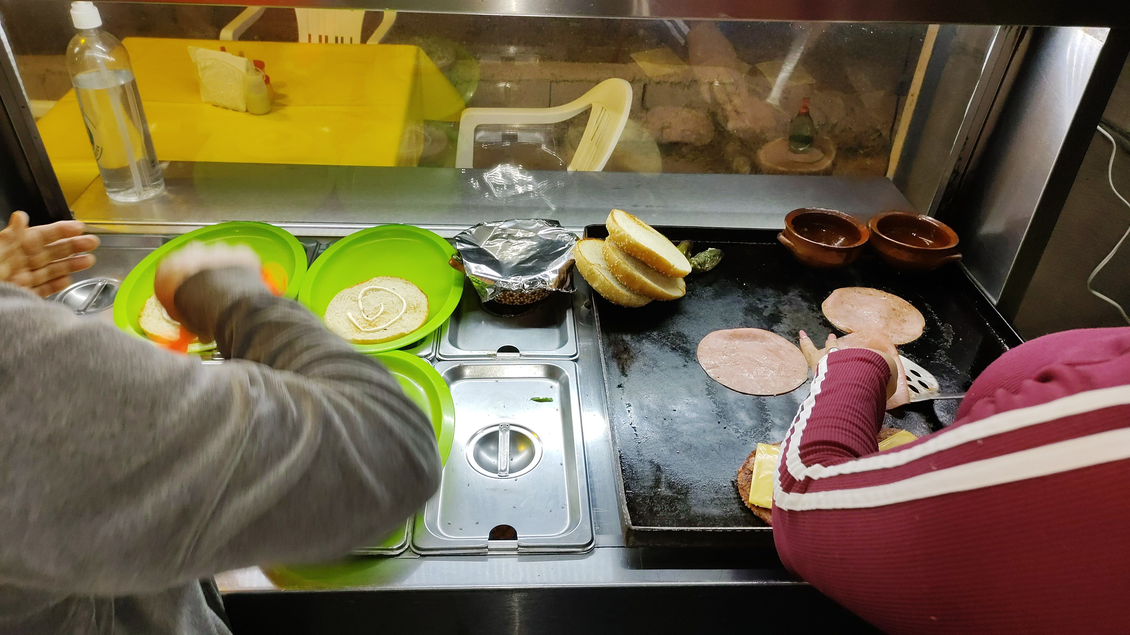 Tacos y Hamburguesas Delias image 1