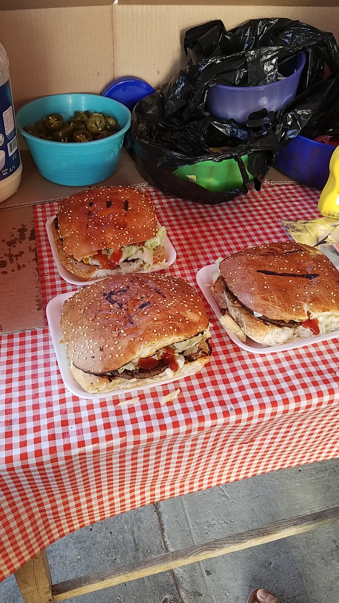 Hamburguesas La Calera image 2