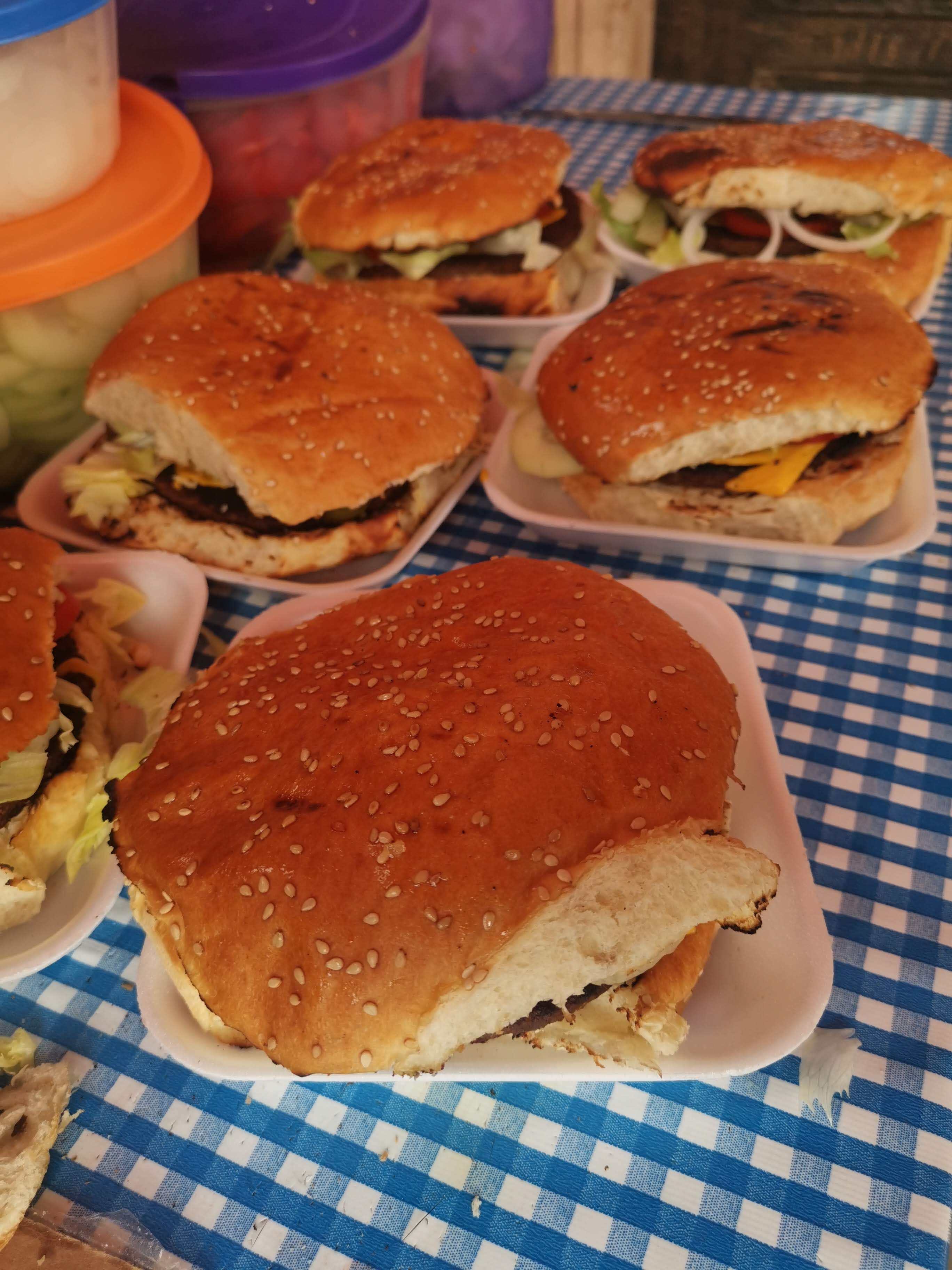 Hamburguesas La Calera image 6