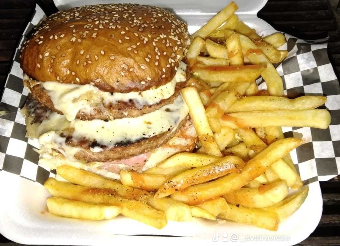 Burgers & Dogs Irapuato image 5