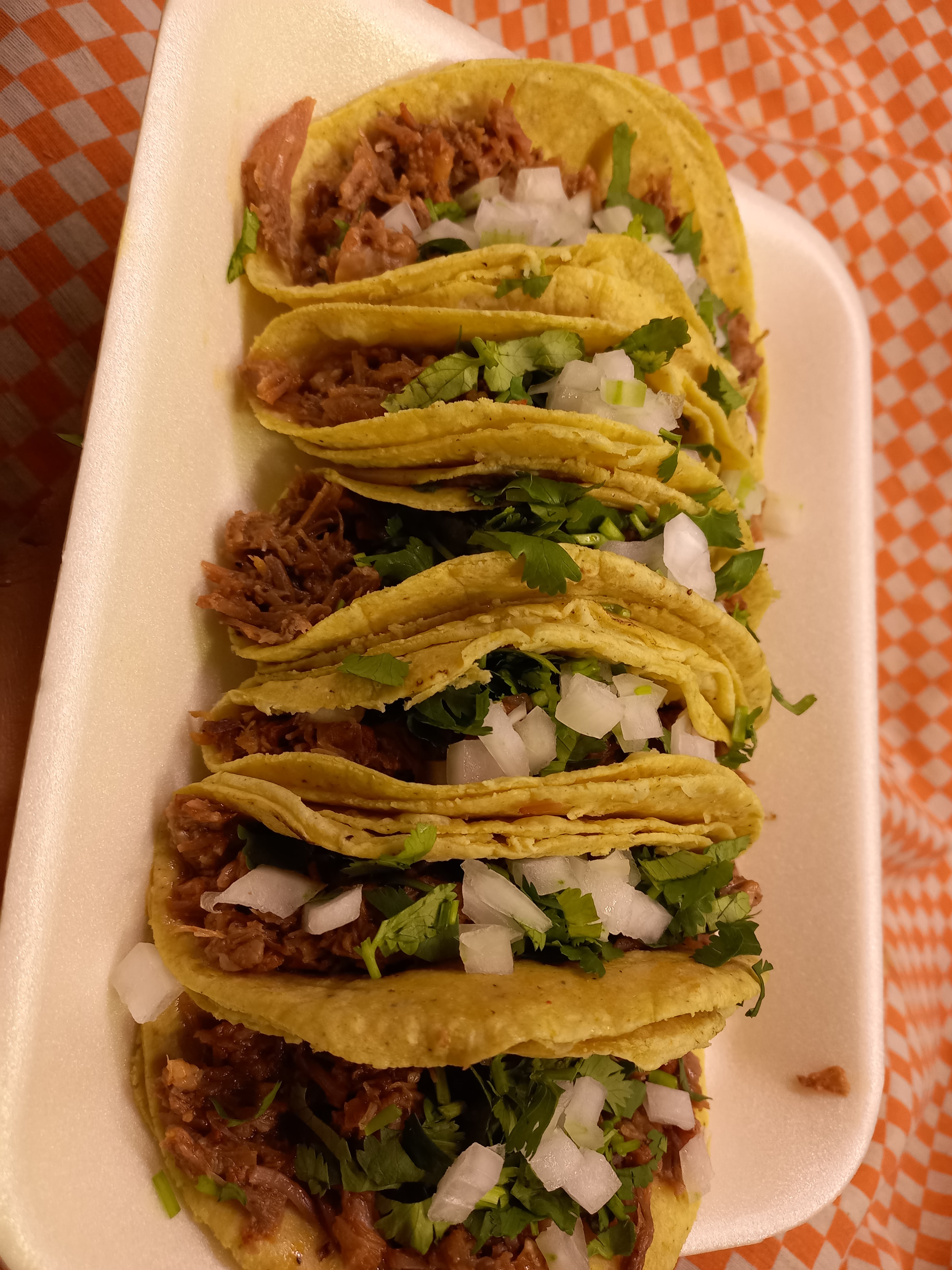 Tacos Y Birrias El Güero image 1