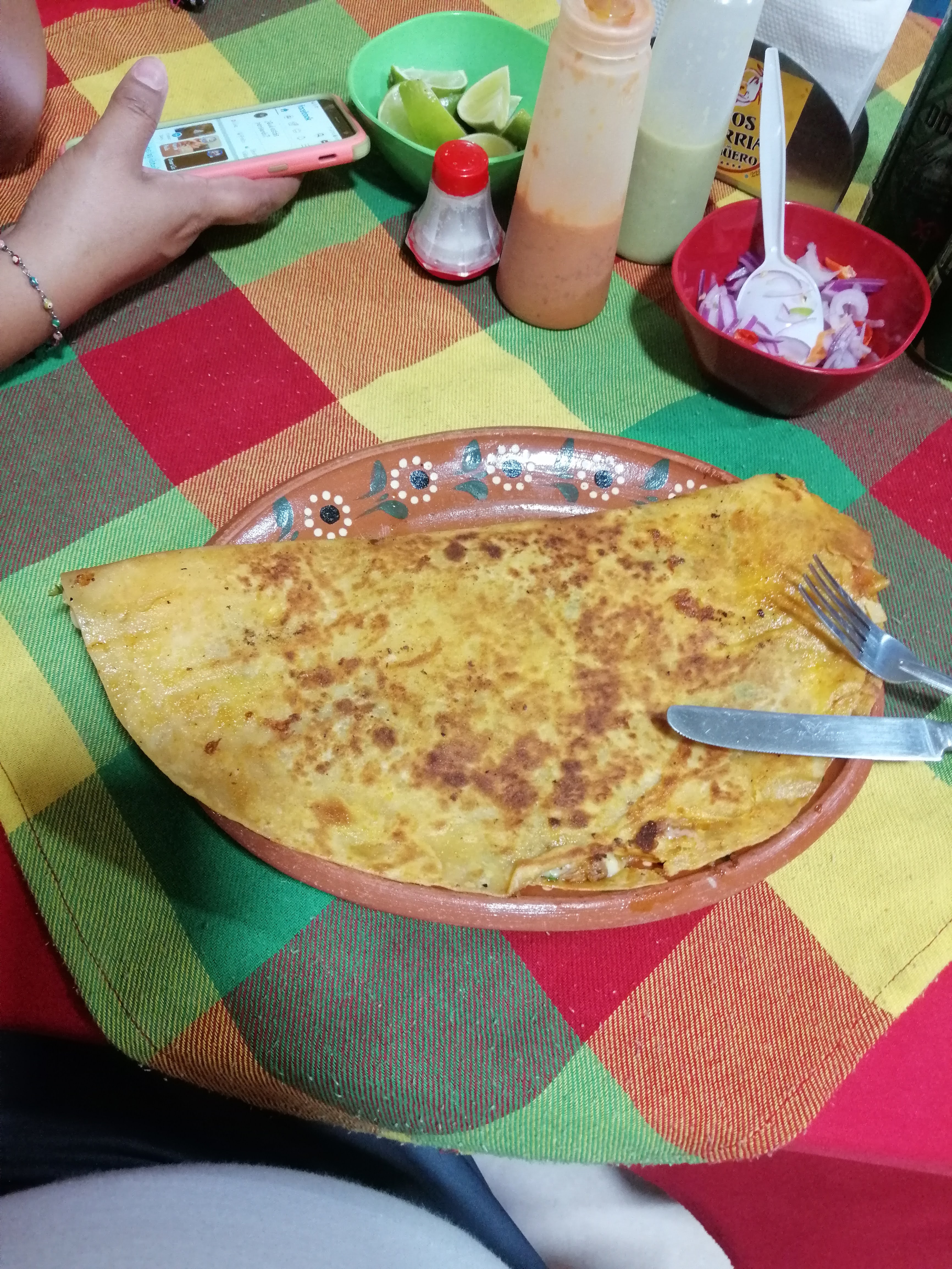 Tacos Y Birrias El Güero image 2