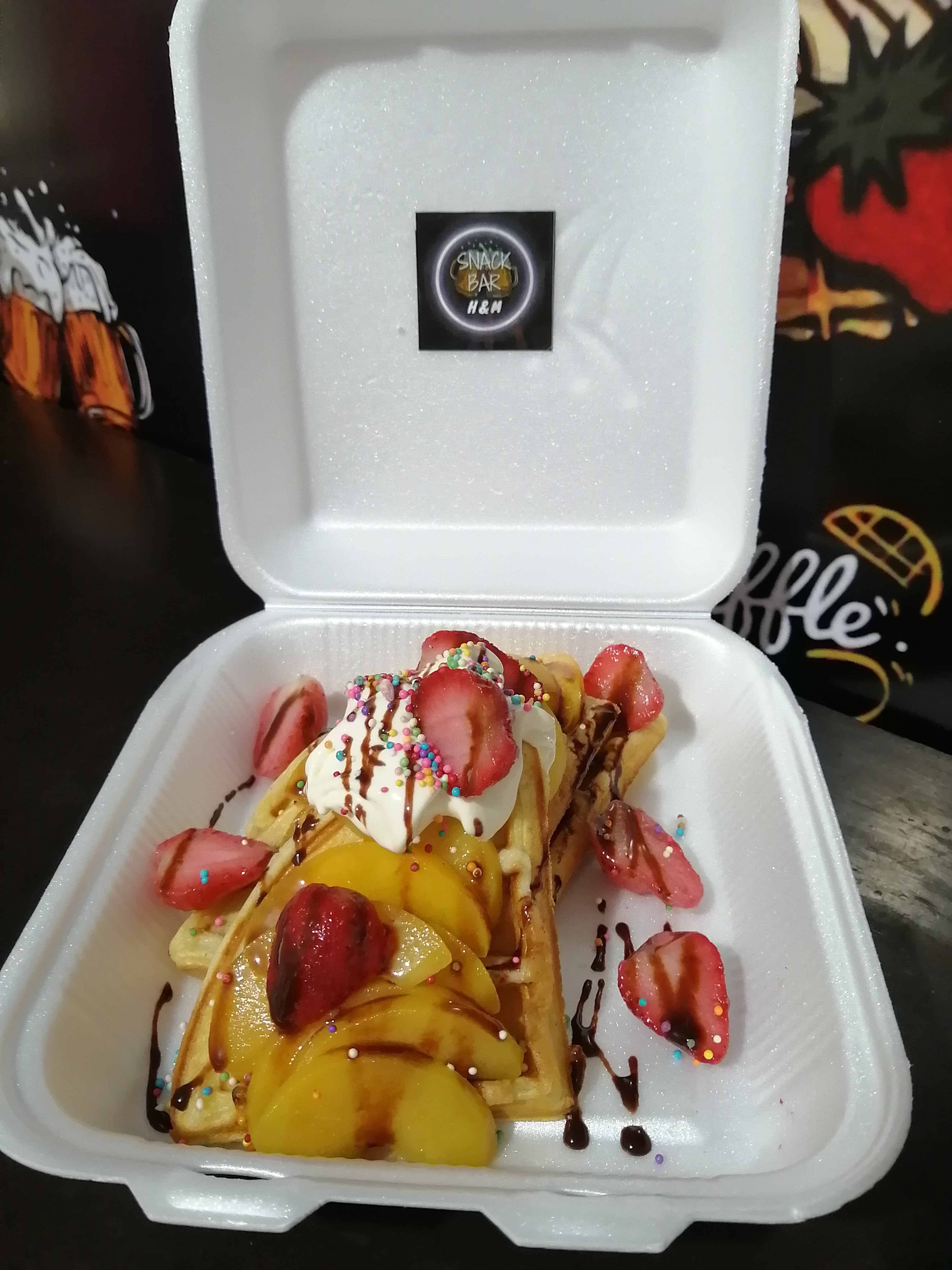 Snack Bar H&M image 3
