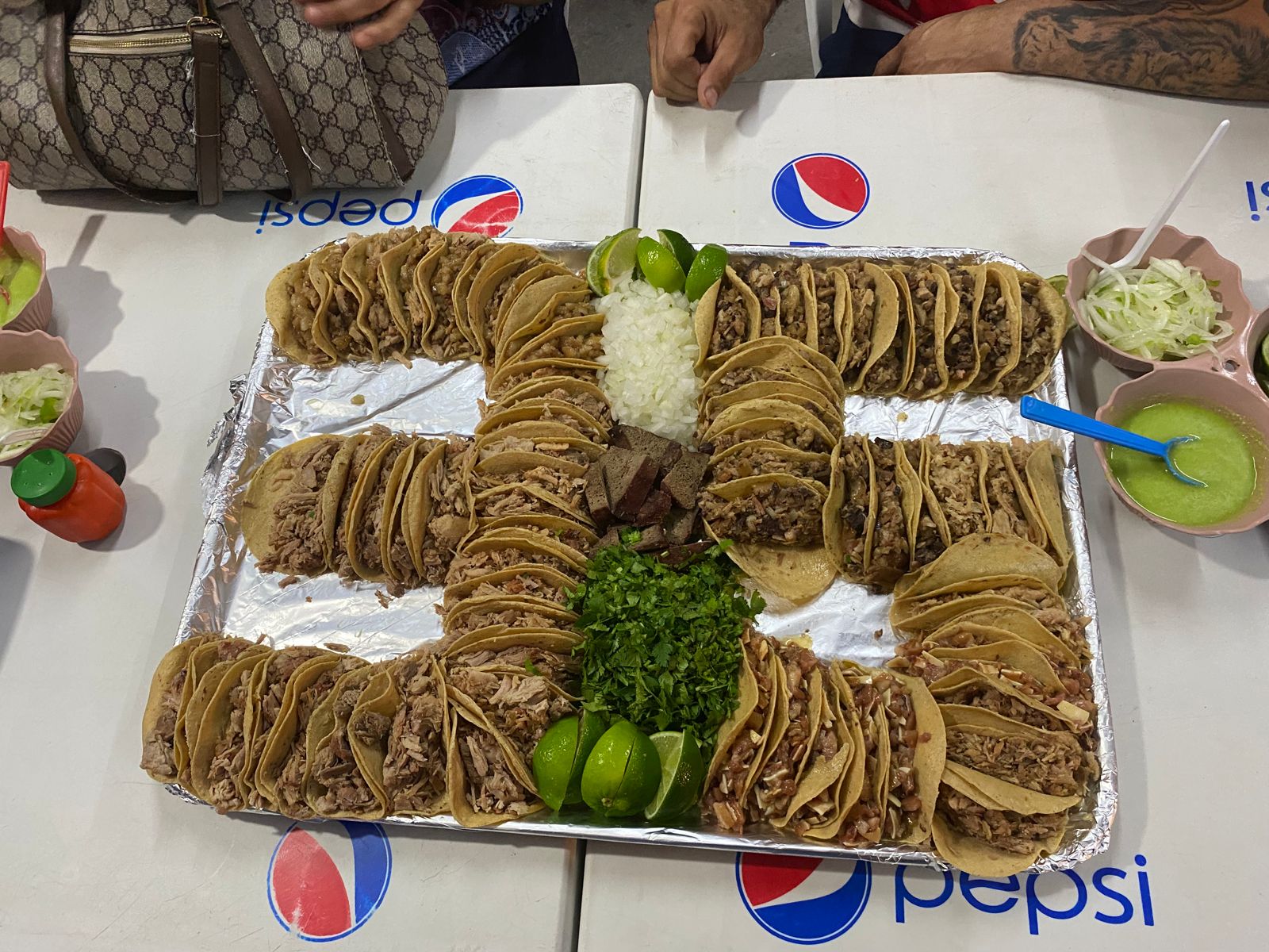 Taqueria SaiSyl. (Tacos de Carnitas) image 1