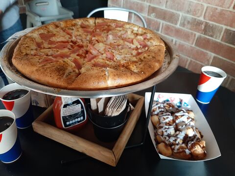 Domino's image 2