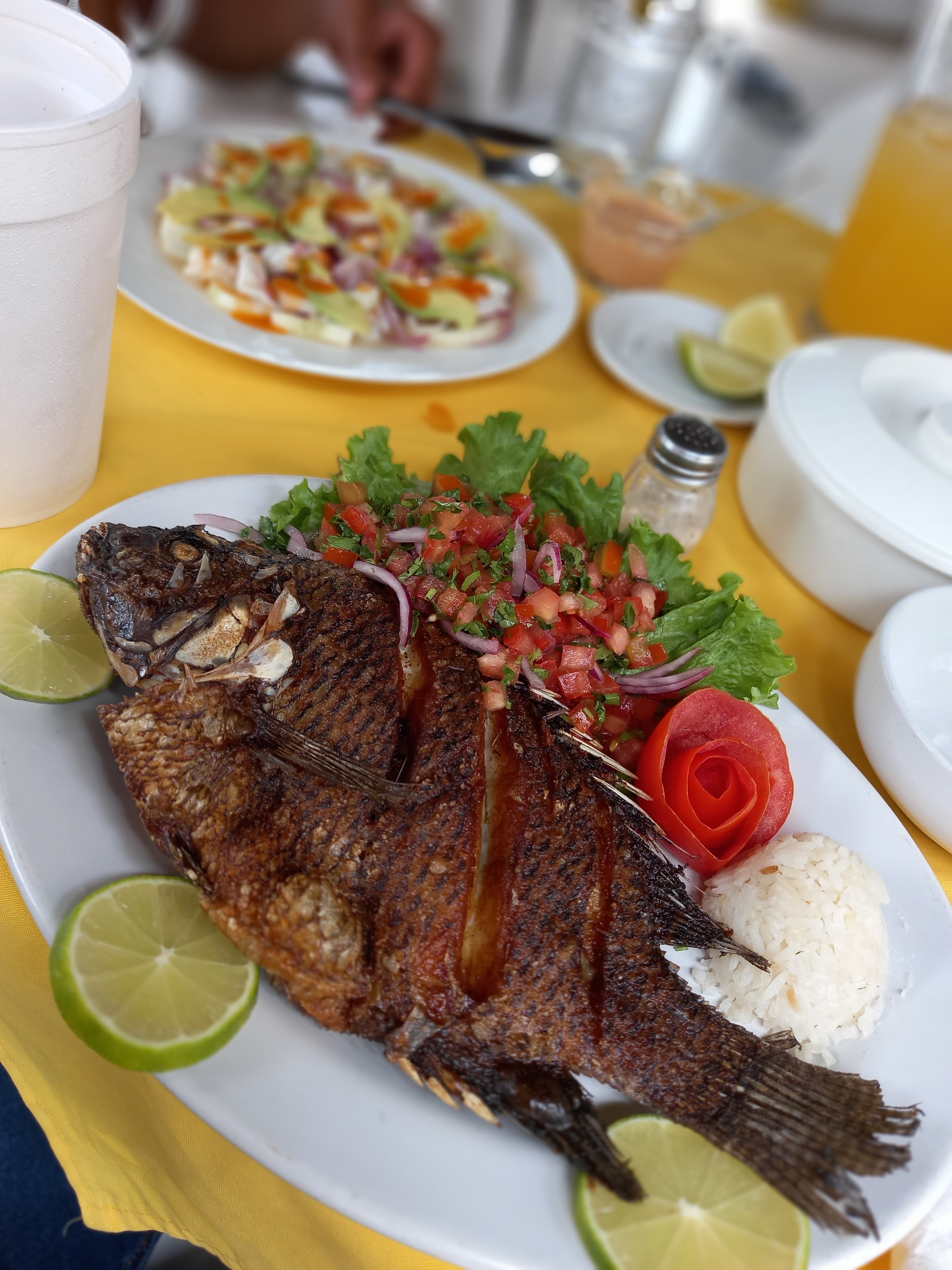 Palapa El Paraiso - Micheladas Y Mariscos image 5