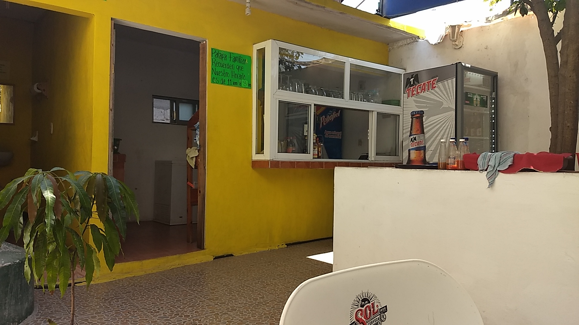 Palapa El Paraiso - Micheladas Y Mariscos image 8