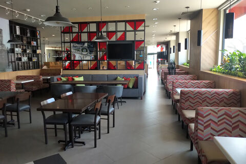 Vips Zona Norte image 1