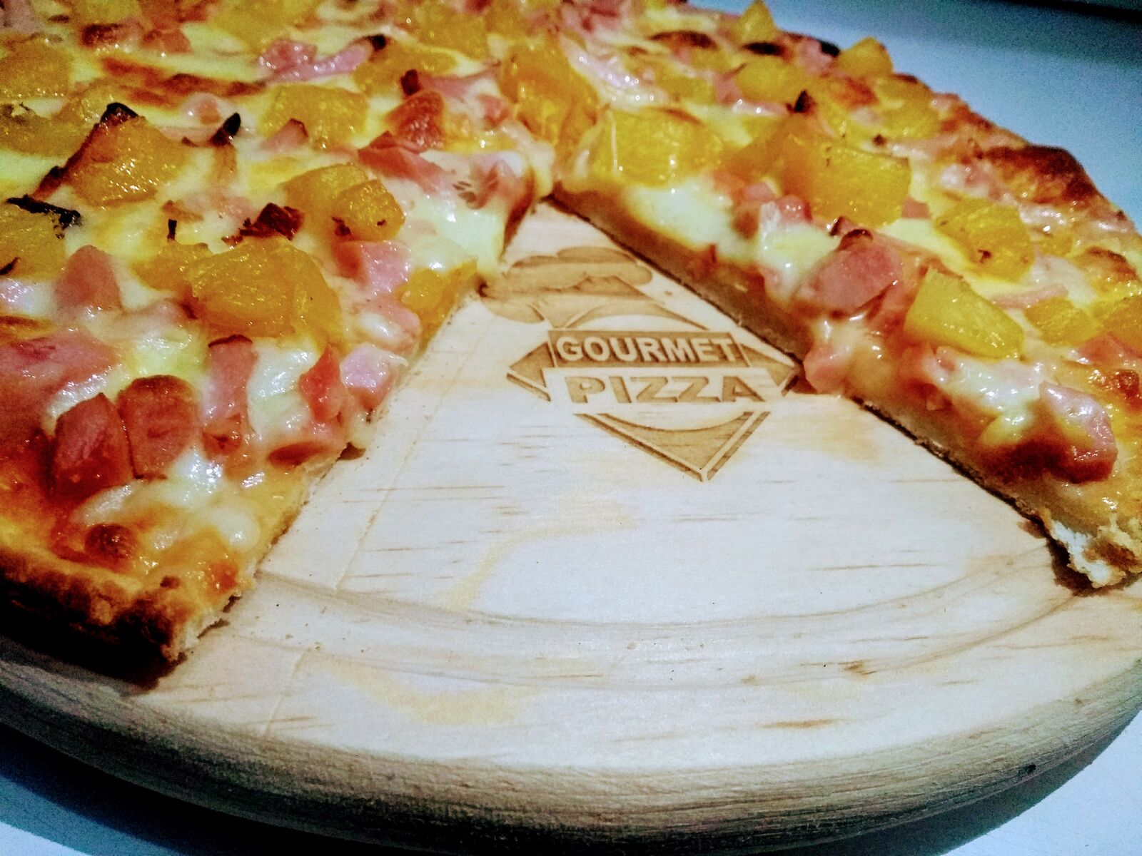 Gourmet pizza image 10