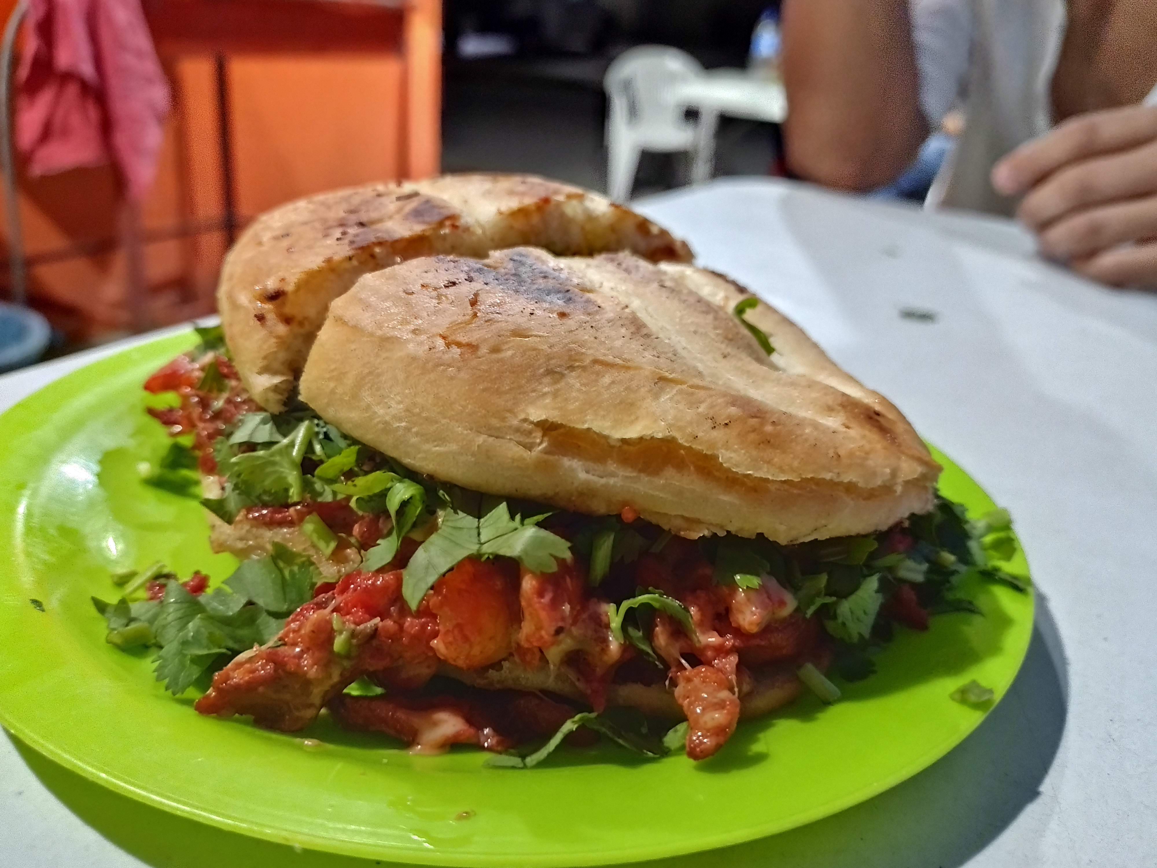 Tacos y Tortas Merlin image 1