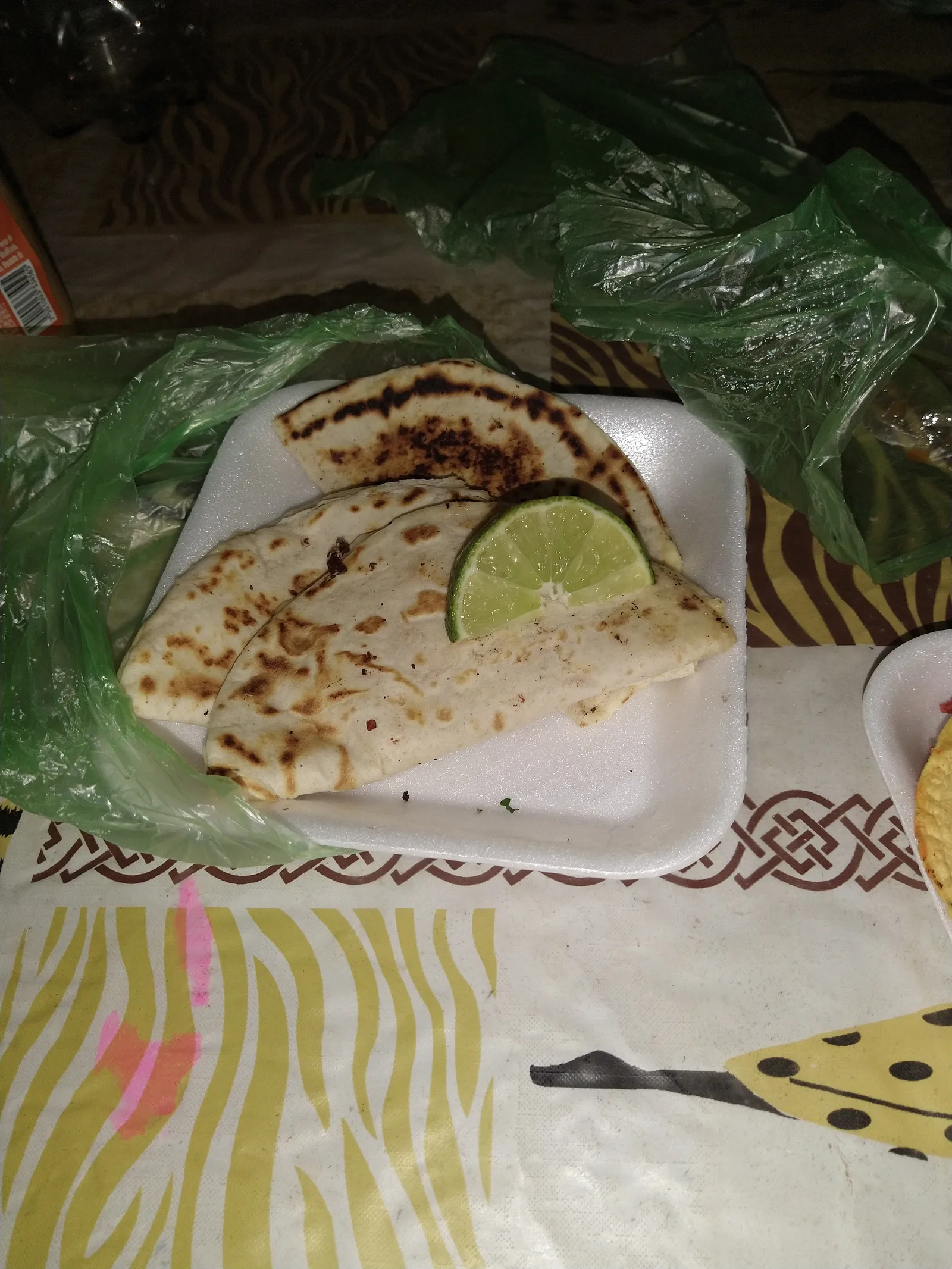 Tacos y Tortas Merlin image 3