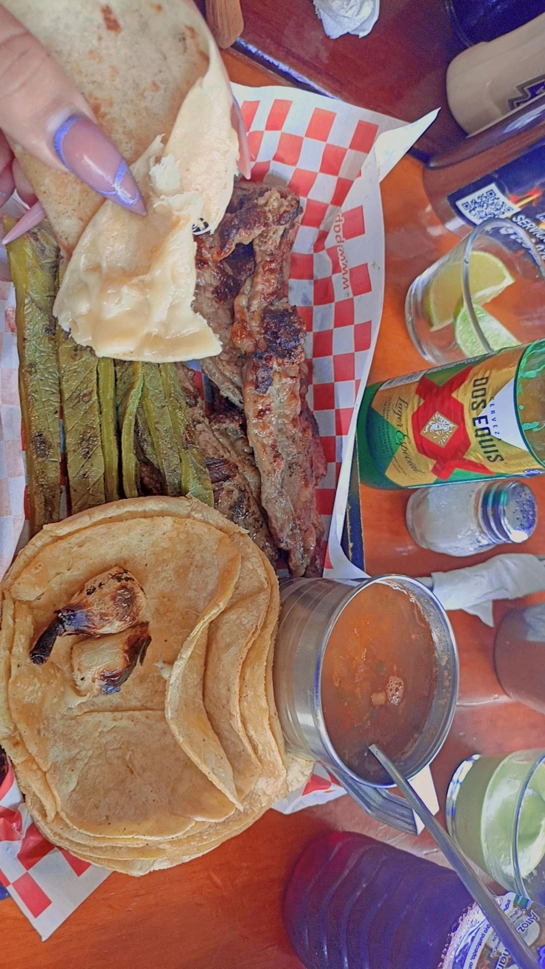 Al Carbón restaurante image 5