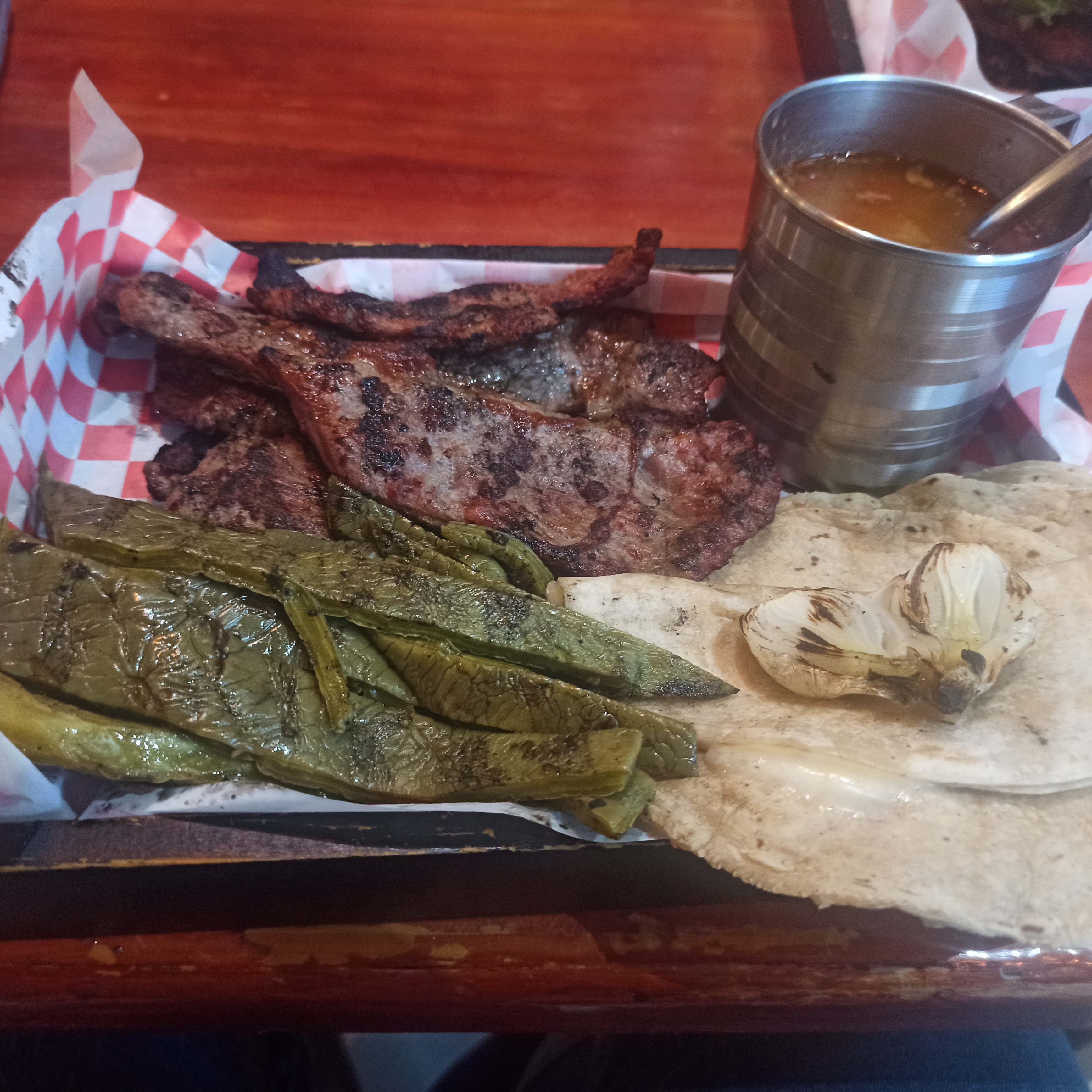 Al Carbón restaurante image 6