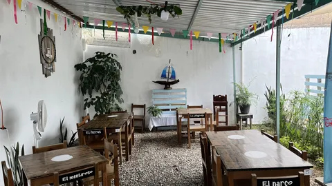 Restaurante "El Barquito" image 1