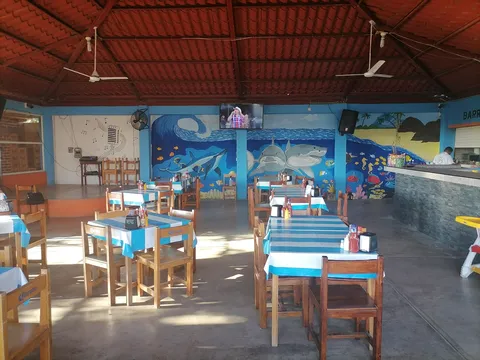 Restaurant EL TIBURON image 4