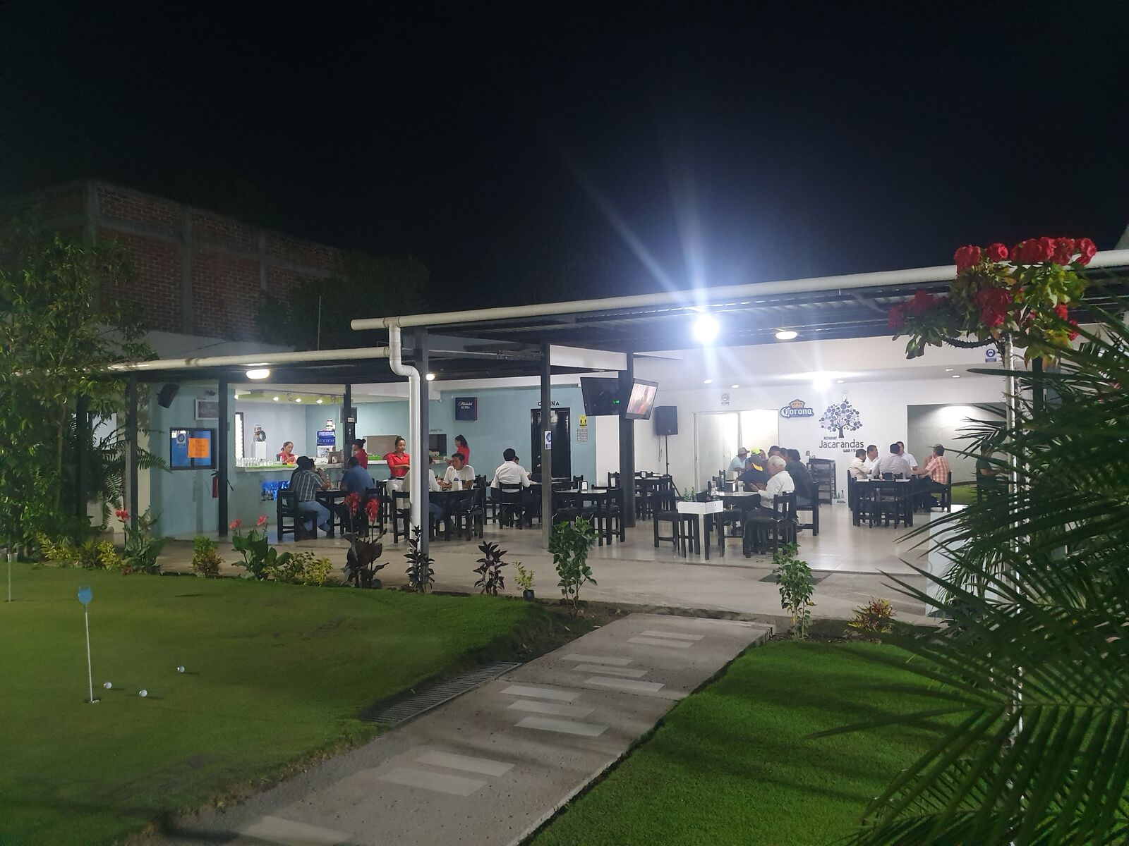 Restaurant "Las Jacarandas" image 3