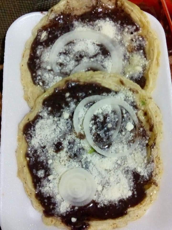 EL SAZON DE CHAVELITA image 3