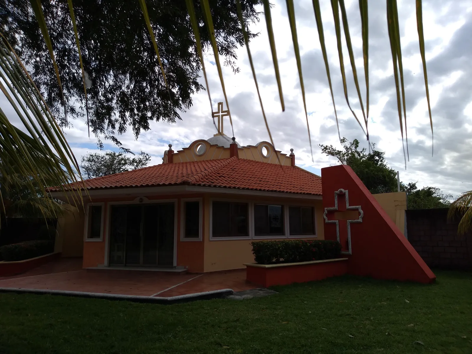 Oscar Gomez image 7