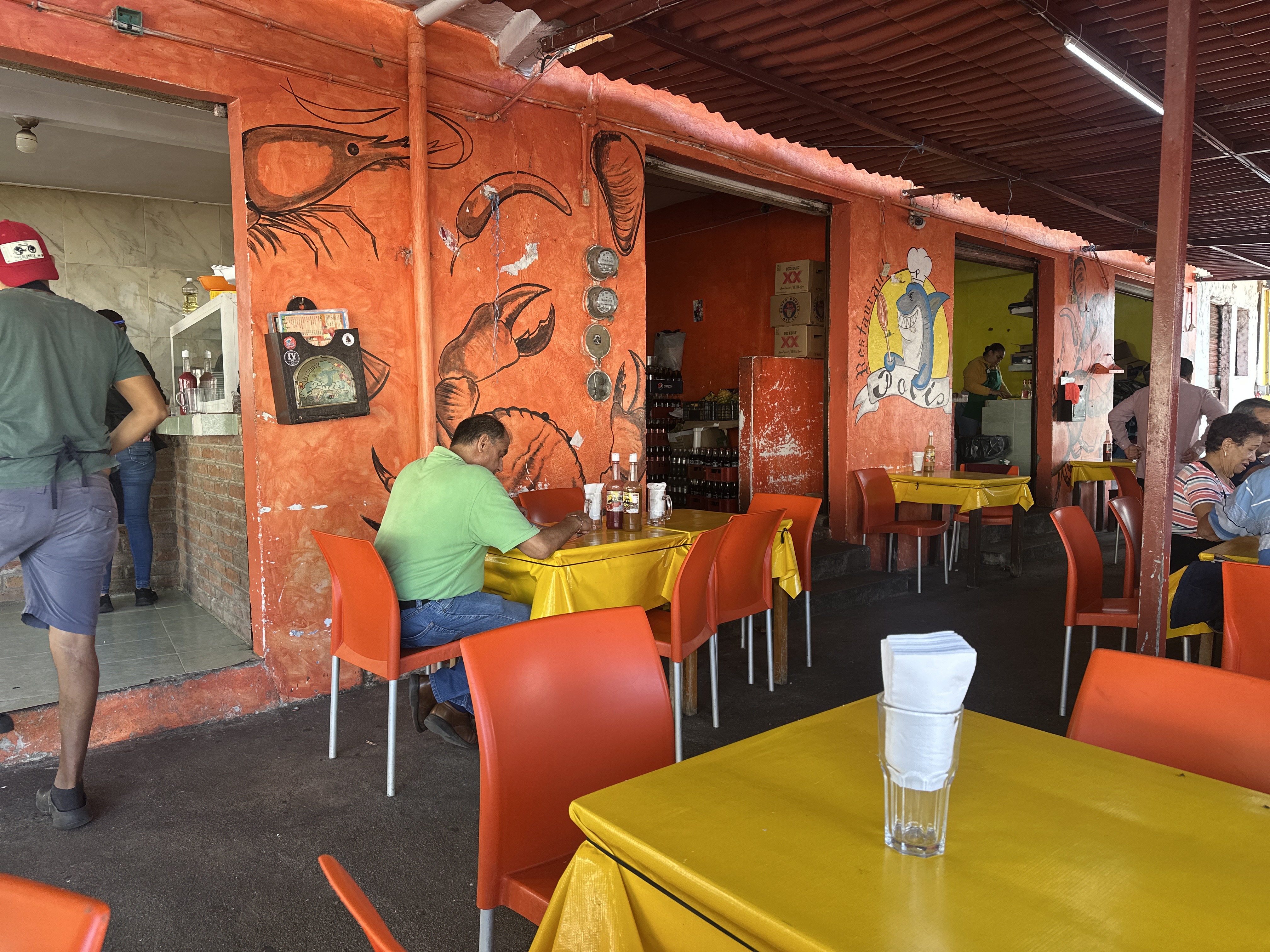 Restaurante y cokteleria poli image 5