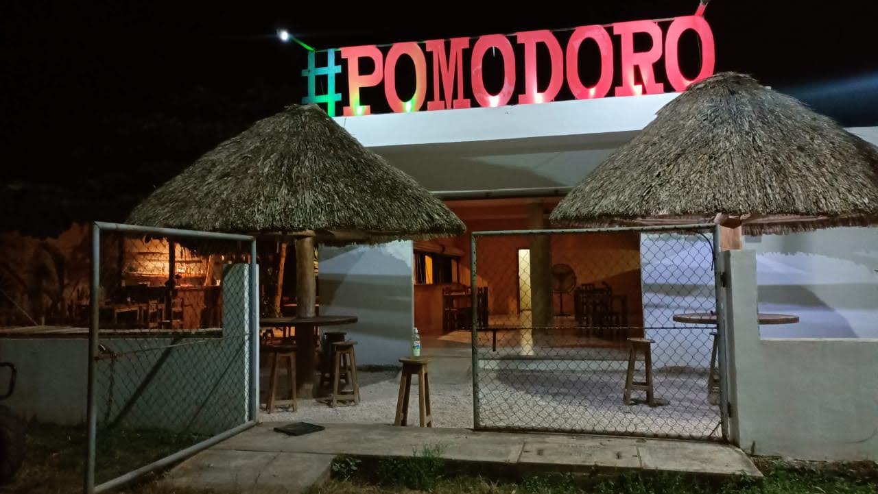 Pizzería Pomodoro image 4