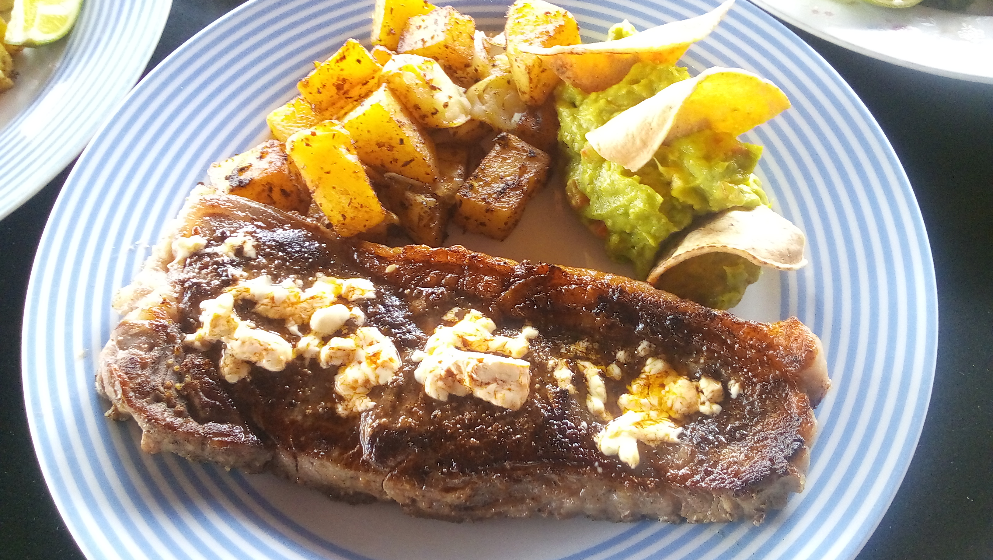 El Mostrenco image 2