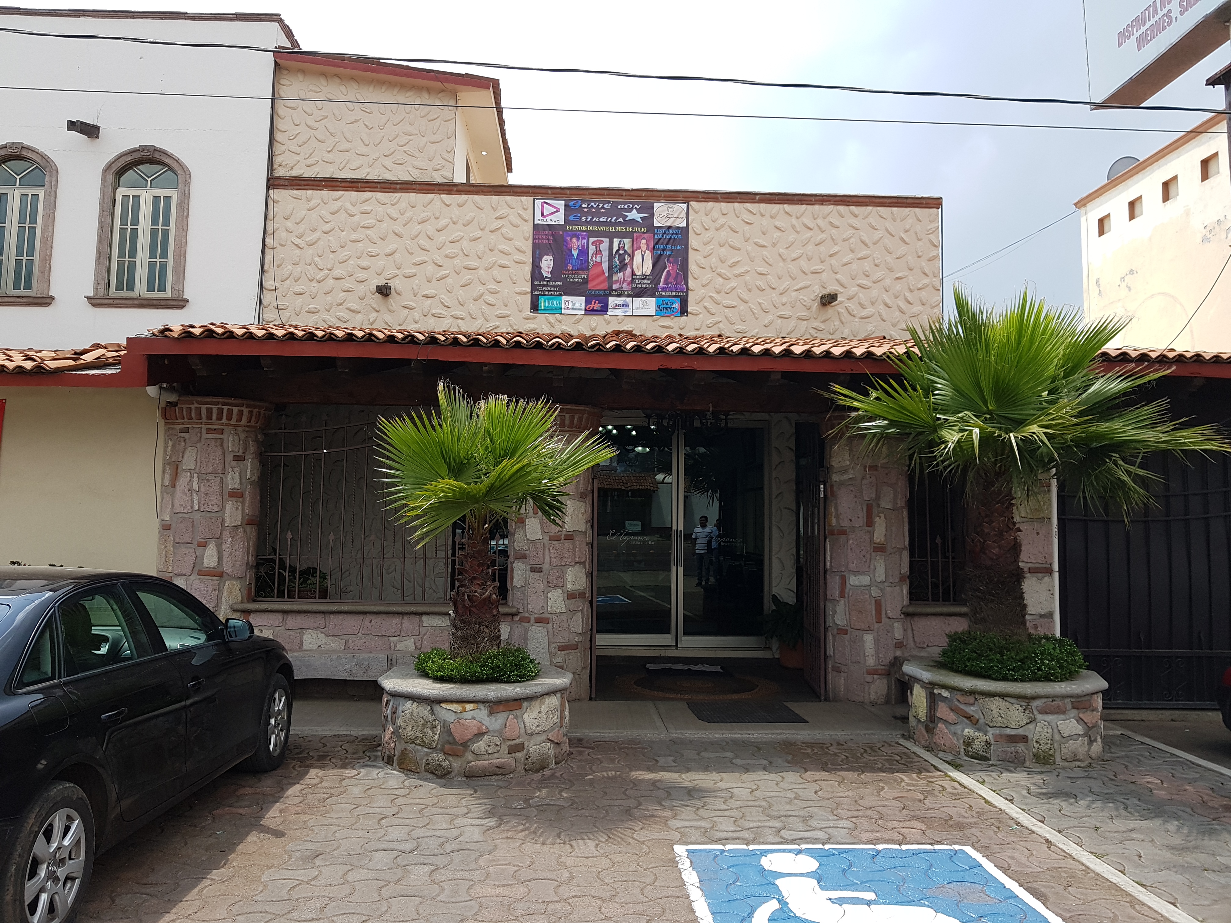 Restaurante Bar "El Tapanco" image 1