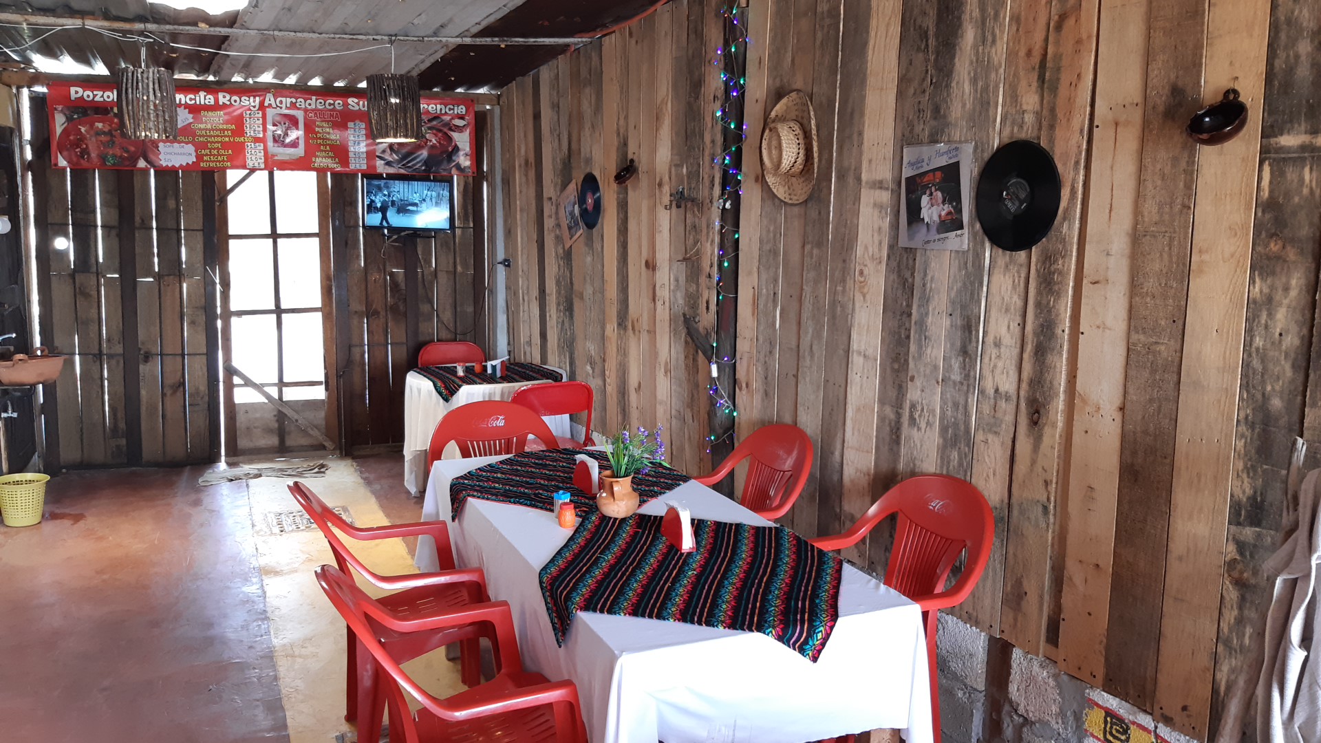 Pozole, Pancita y Caldo de Gallina "Rosy" image 9