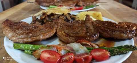 Angus Grill Amecameca image 5
