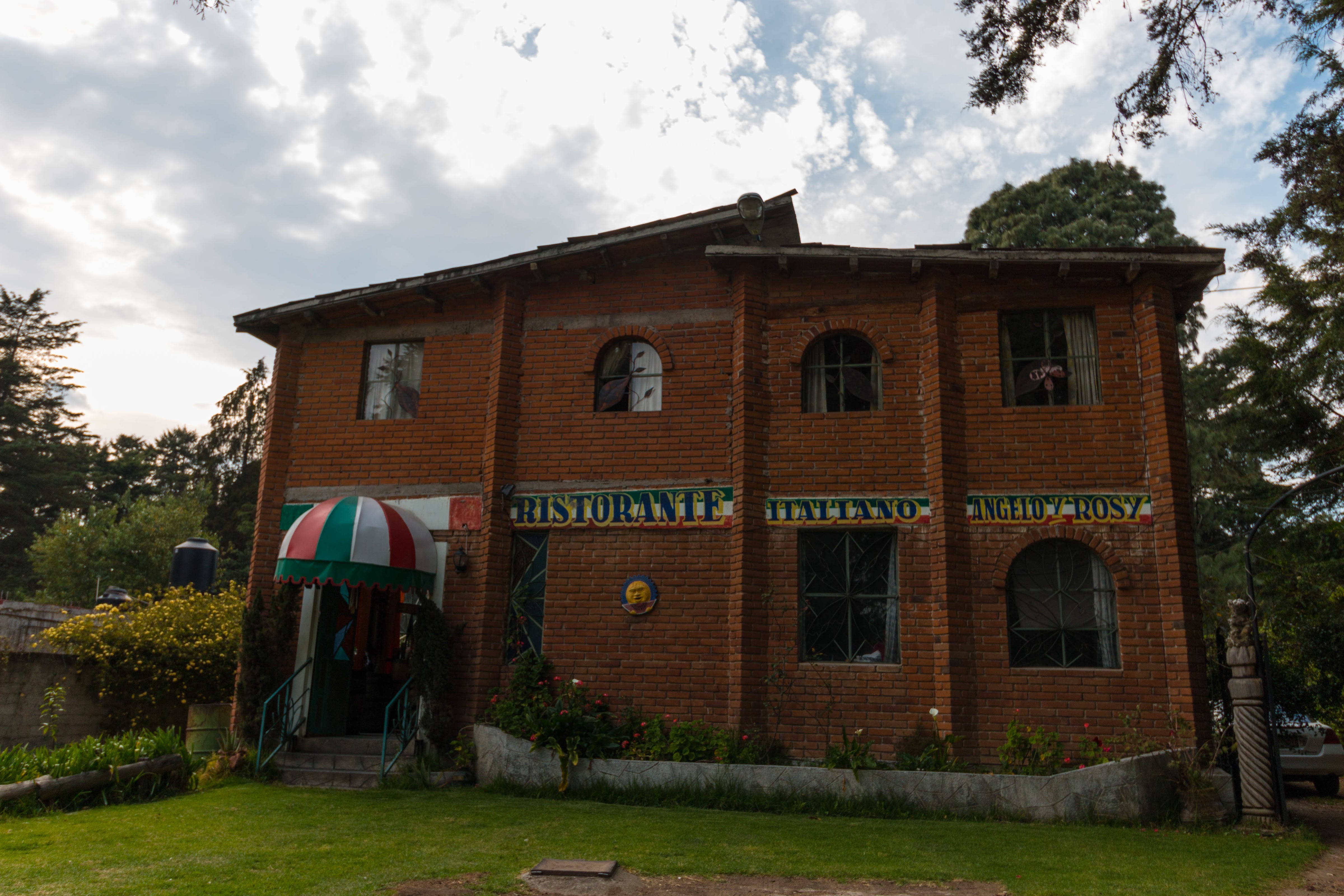 Restaurnte Italiano L'Angelo Rosa image 3