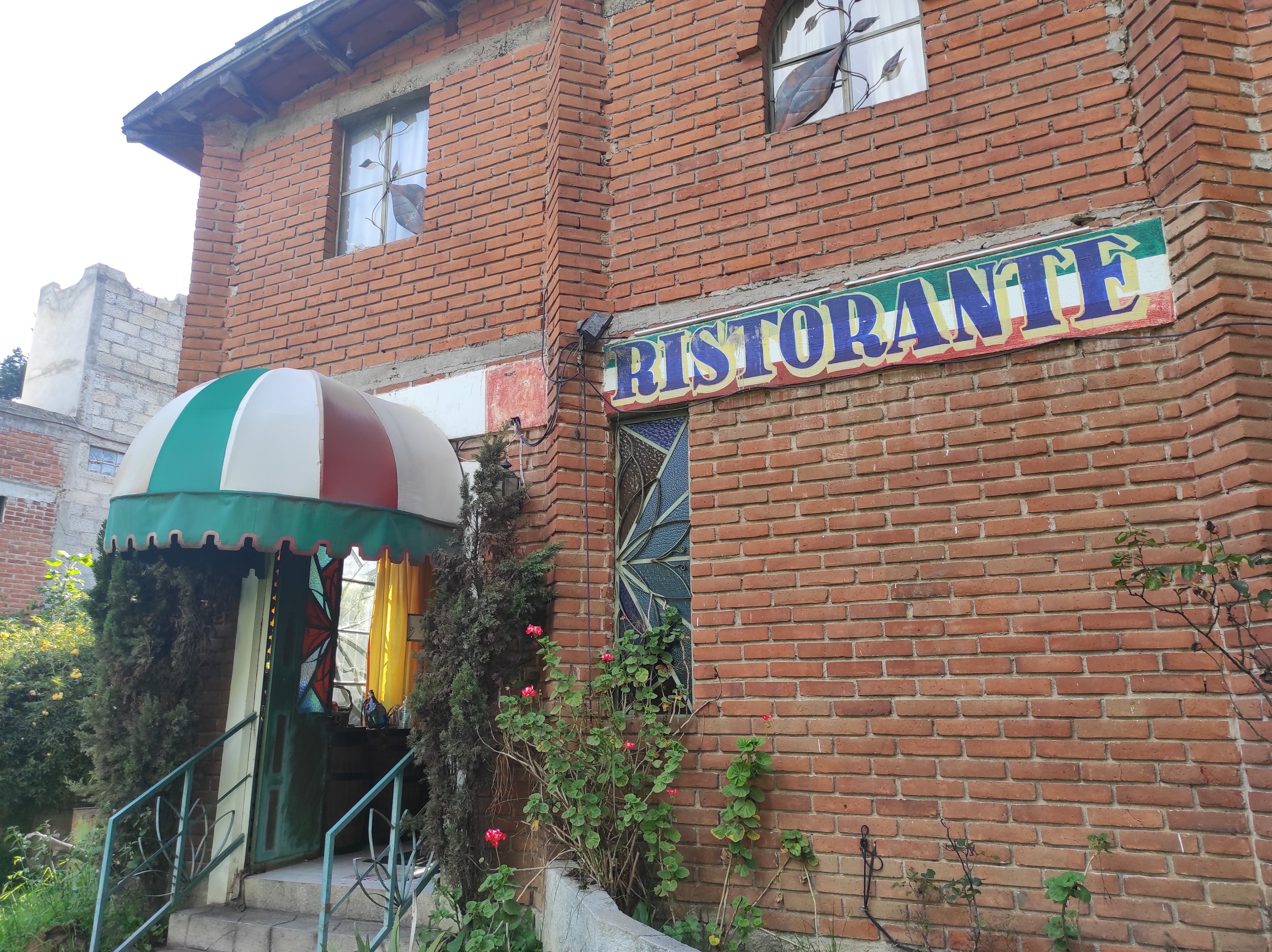 Restaurnte Italiano L'Angelo Rosa image 5