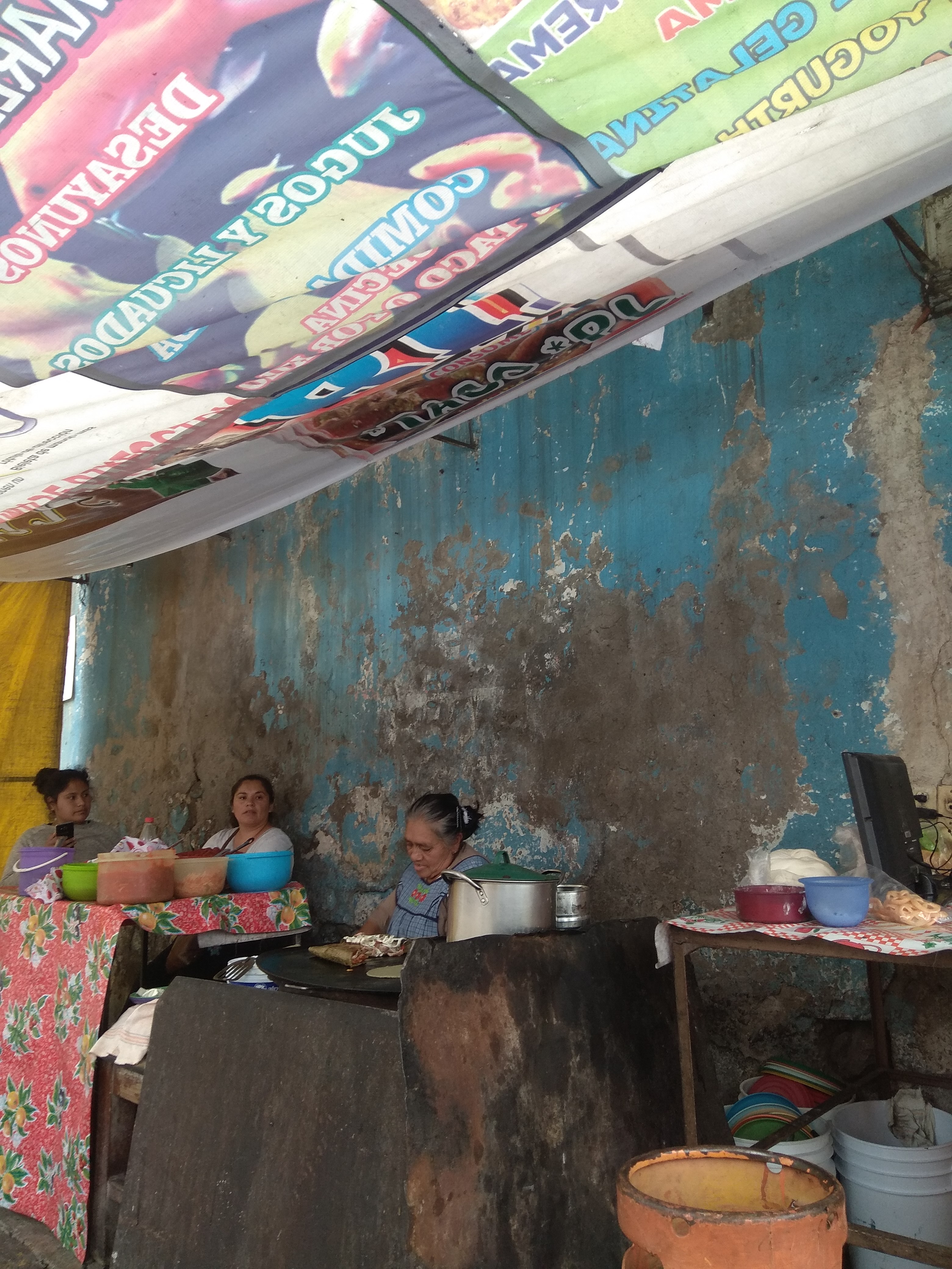 Quesadillas Y Tacos image 8