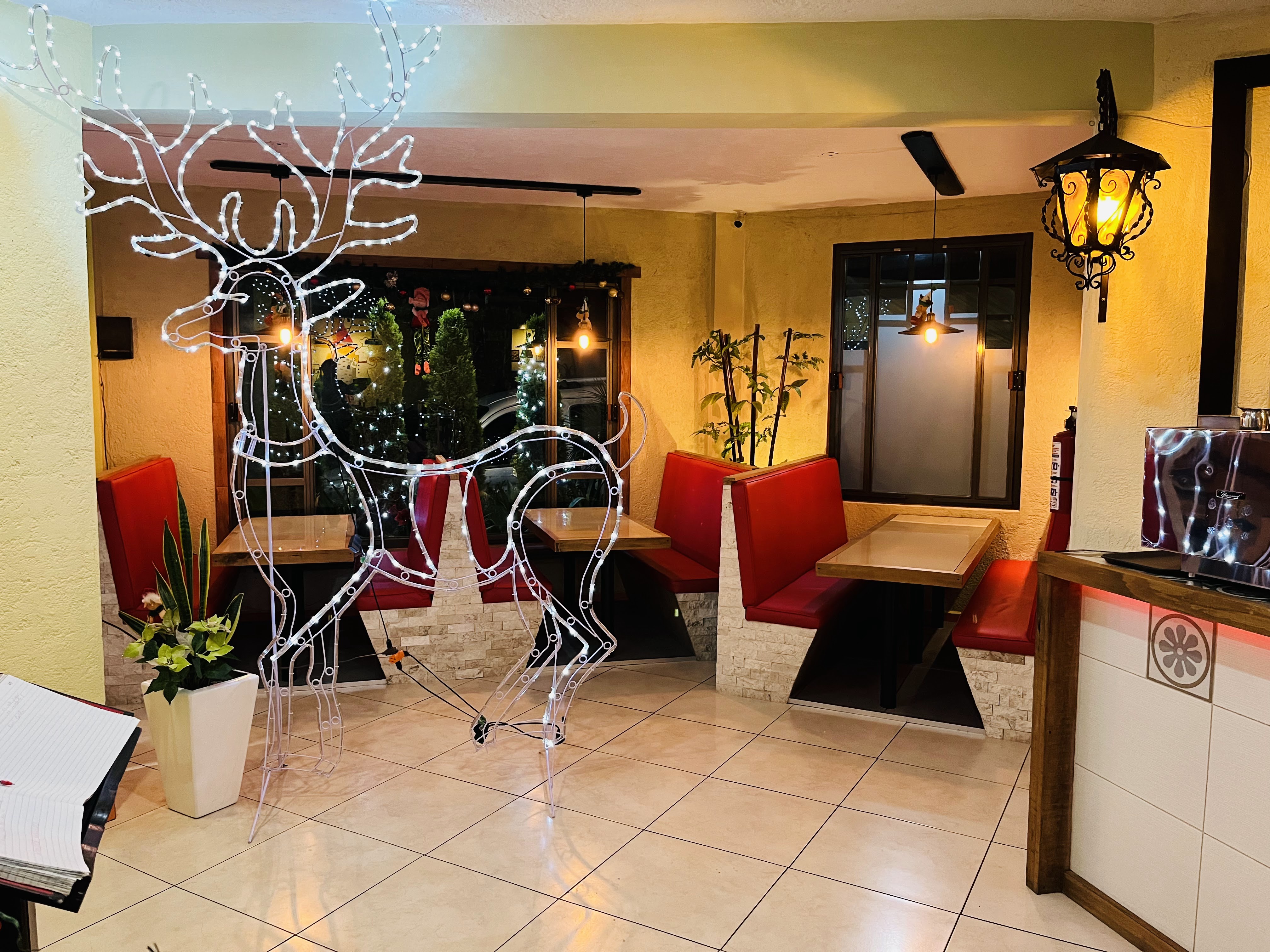 Pizzas y Cafeteria "El Molino" image 6