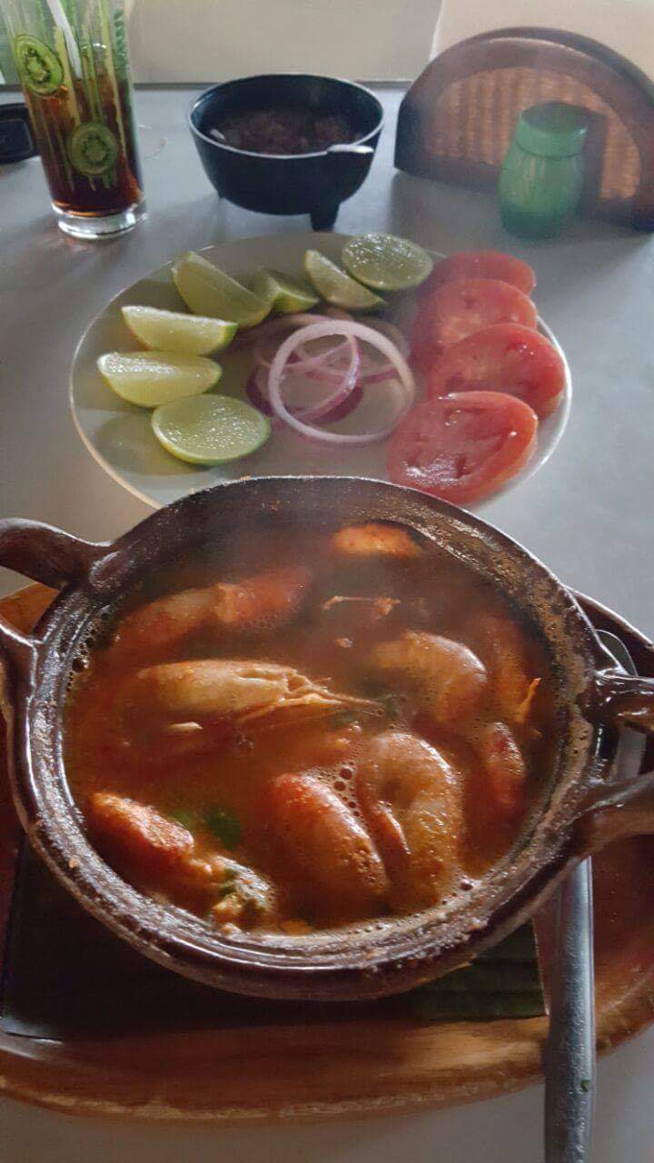 Coctelería camaróncito tabasqueño image 9