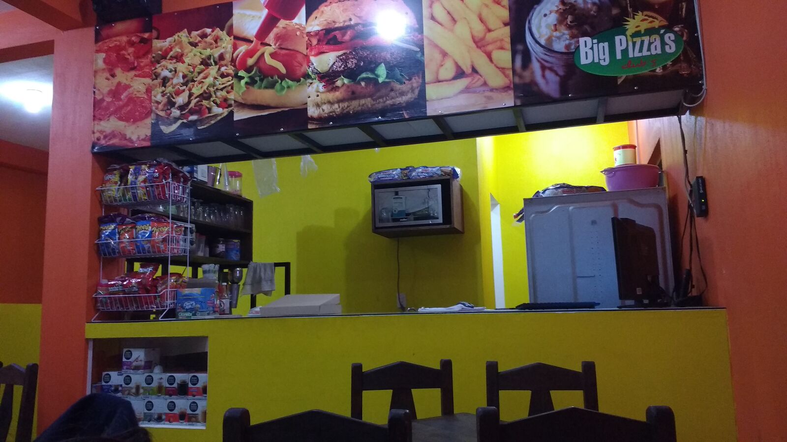Big Pizzas image 9