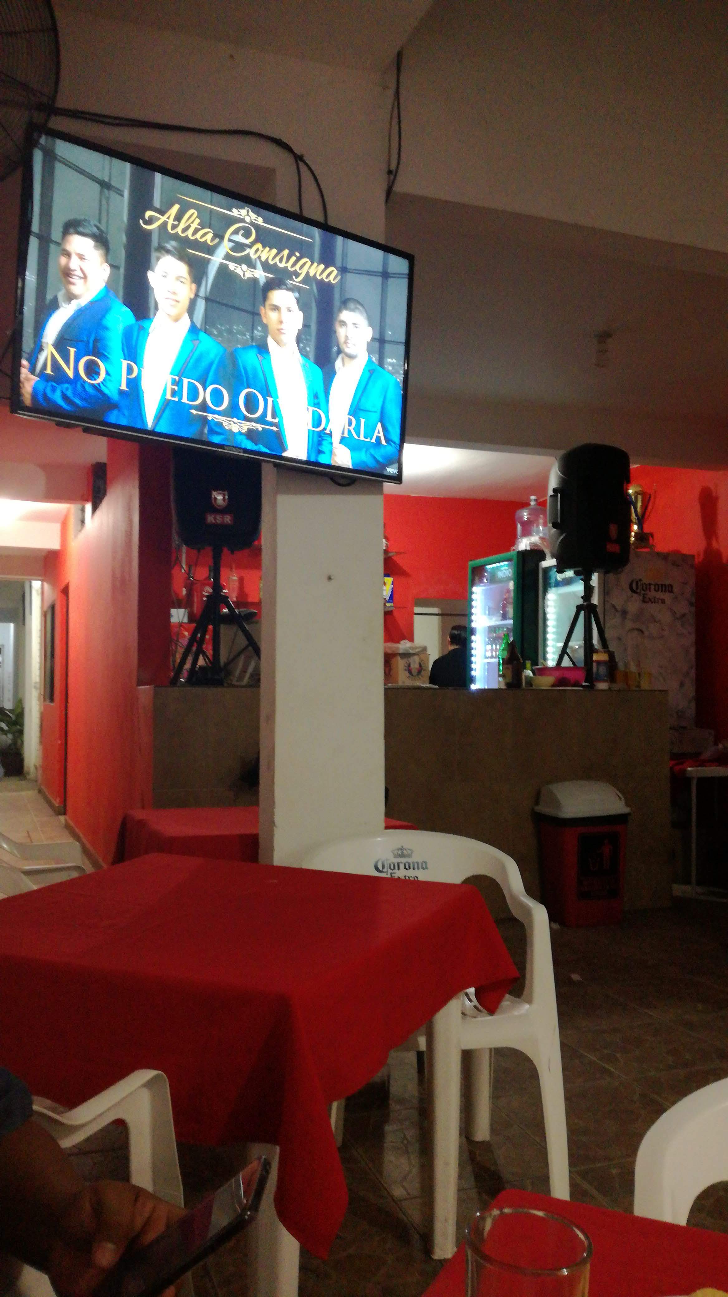 OMYS RESTAURANTE image 2