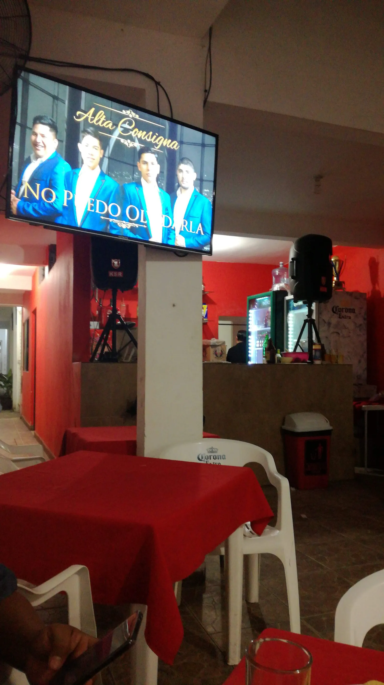 OMYS RESTAURANTE image 2
