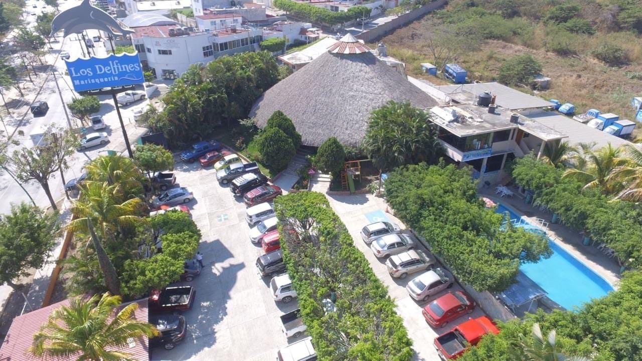 Marisquería los Delfines image 8