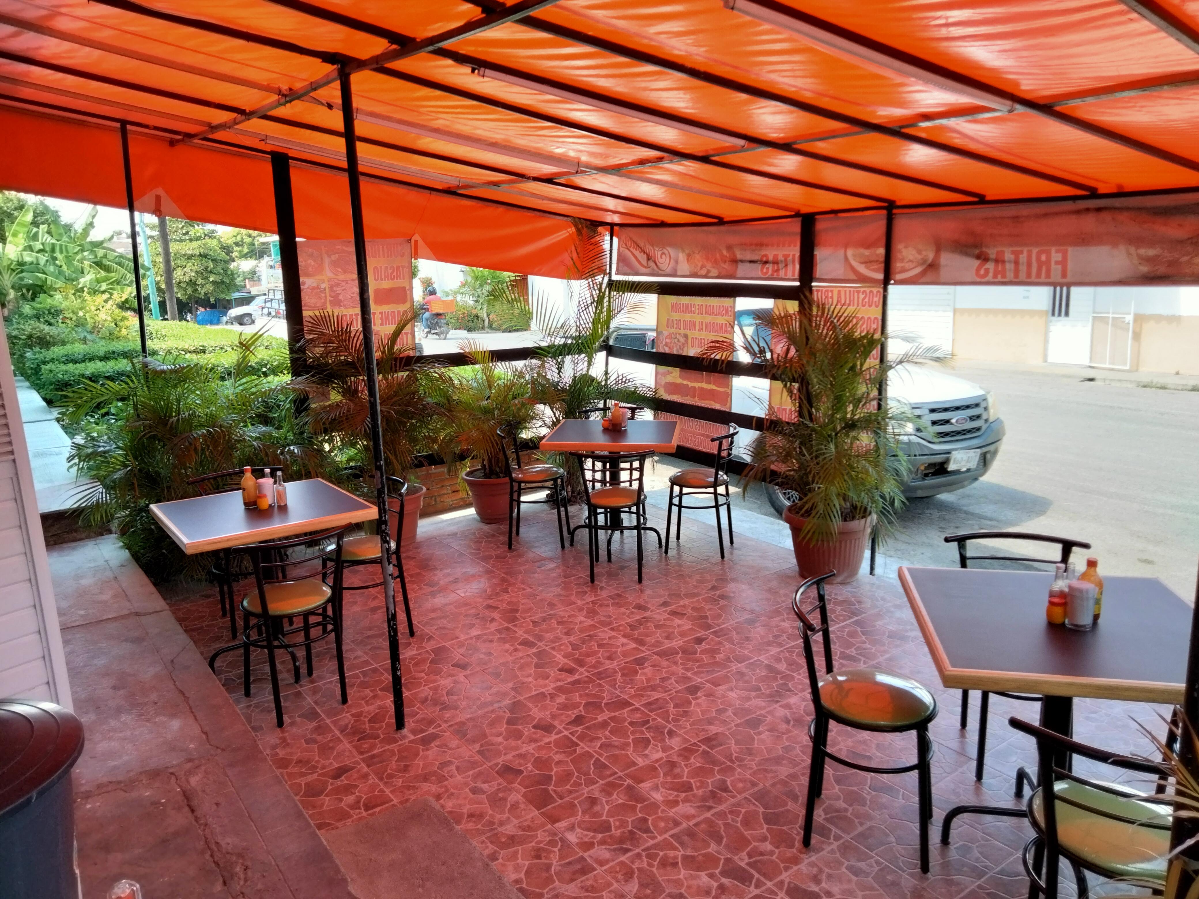 Restaurant Doña July image 5